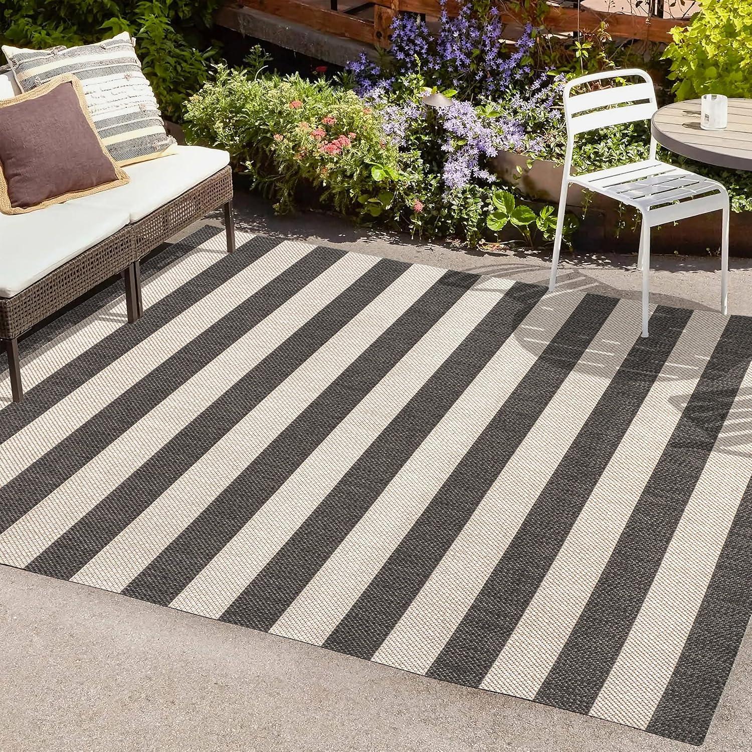 3' x 5' Negril Two-Tone Wide Stripe Indoor/Outdoor Area Rug, Black/Beige - JONATHAN Y
