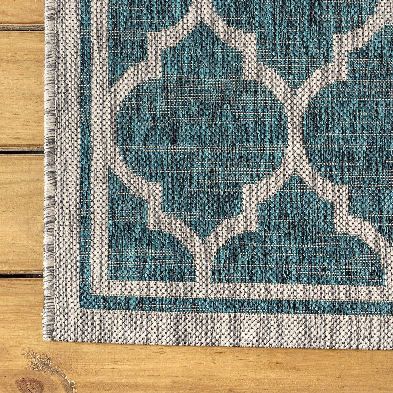 5' Round Trebol Moroccan Trellis Textured Weave Indoor/Outdoor Area Rug, Teal/Gray - JONATHAN Y