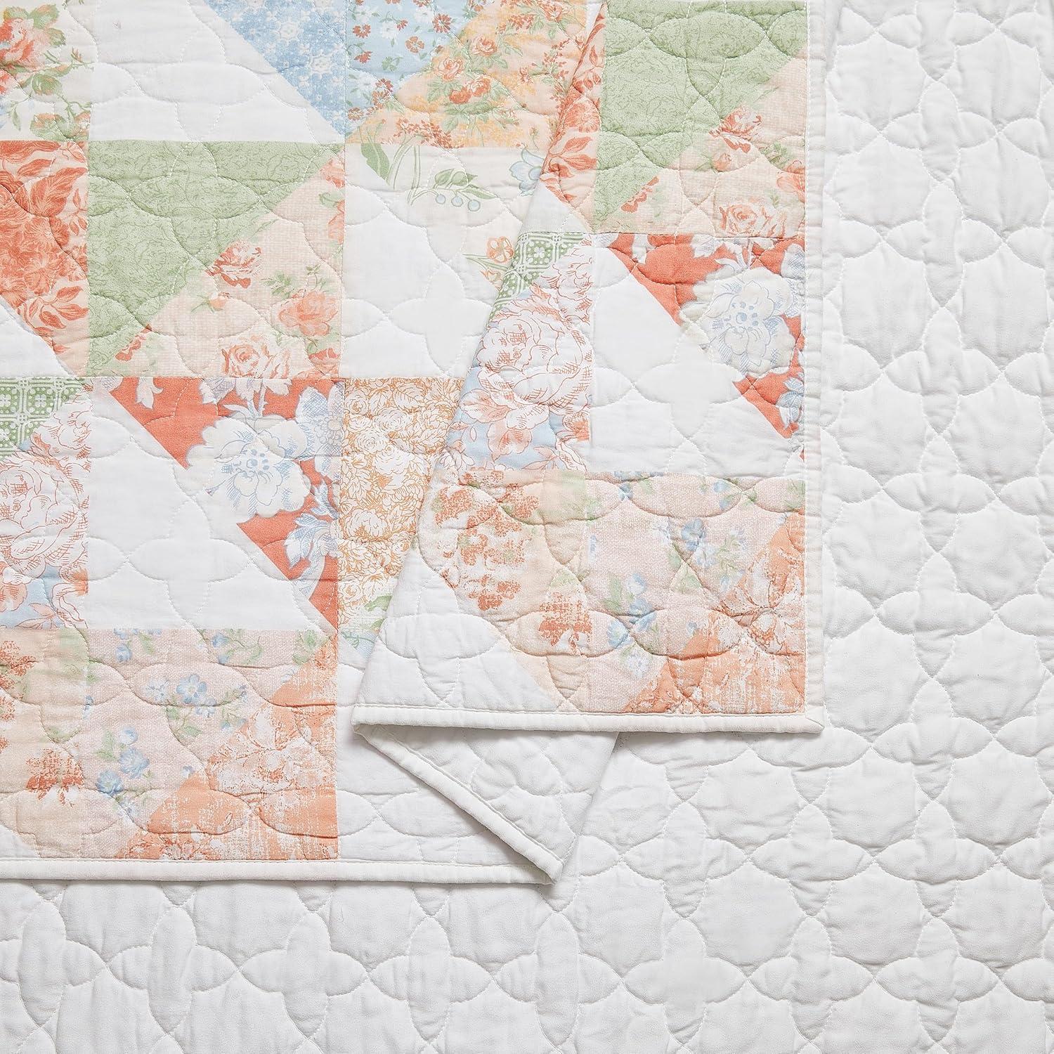 Modern Heirloom Coventry Floral Patchwork Printed Quilt Set