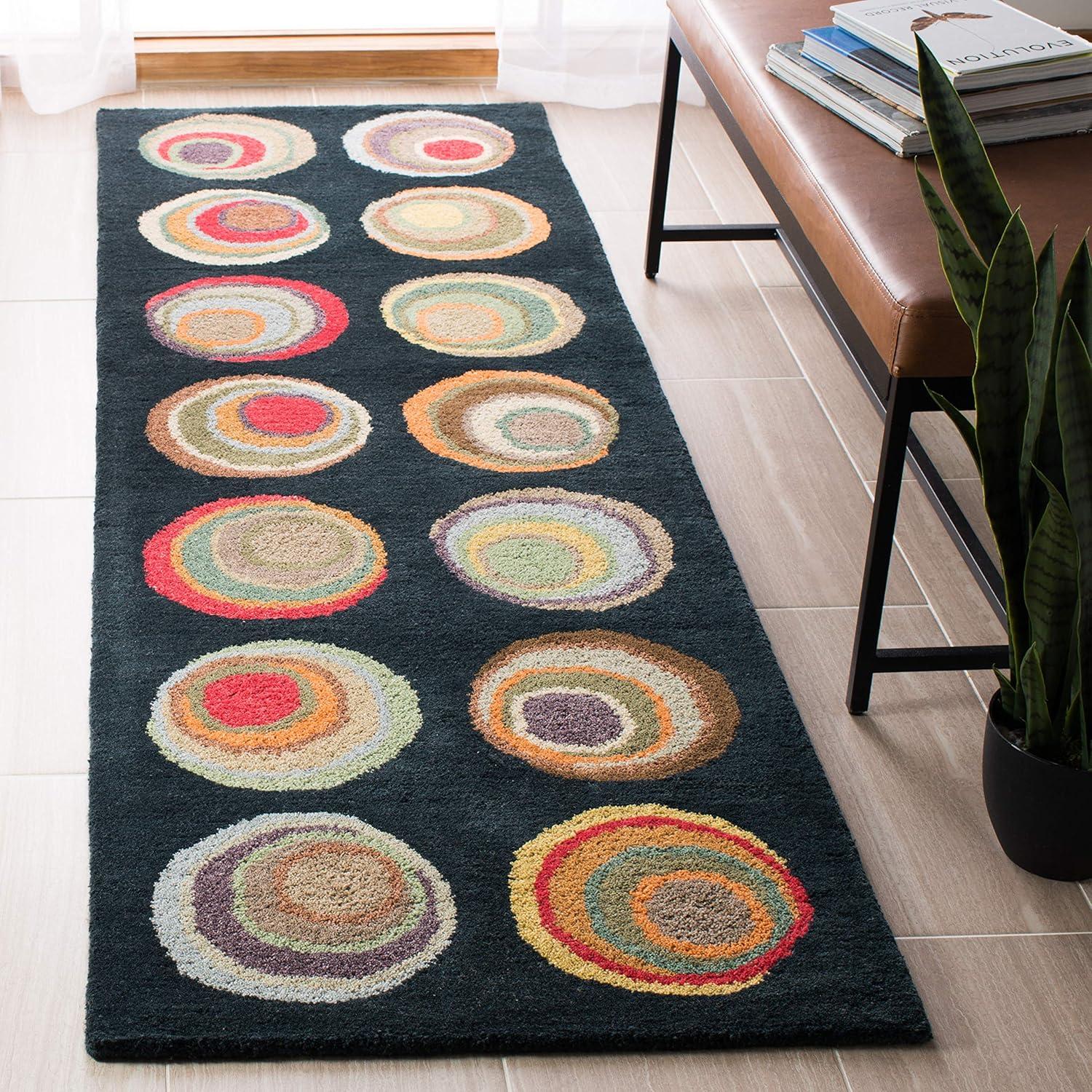 Soho SOH921 Hand Tufted Area Rug  - Safavieh