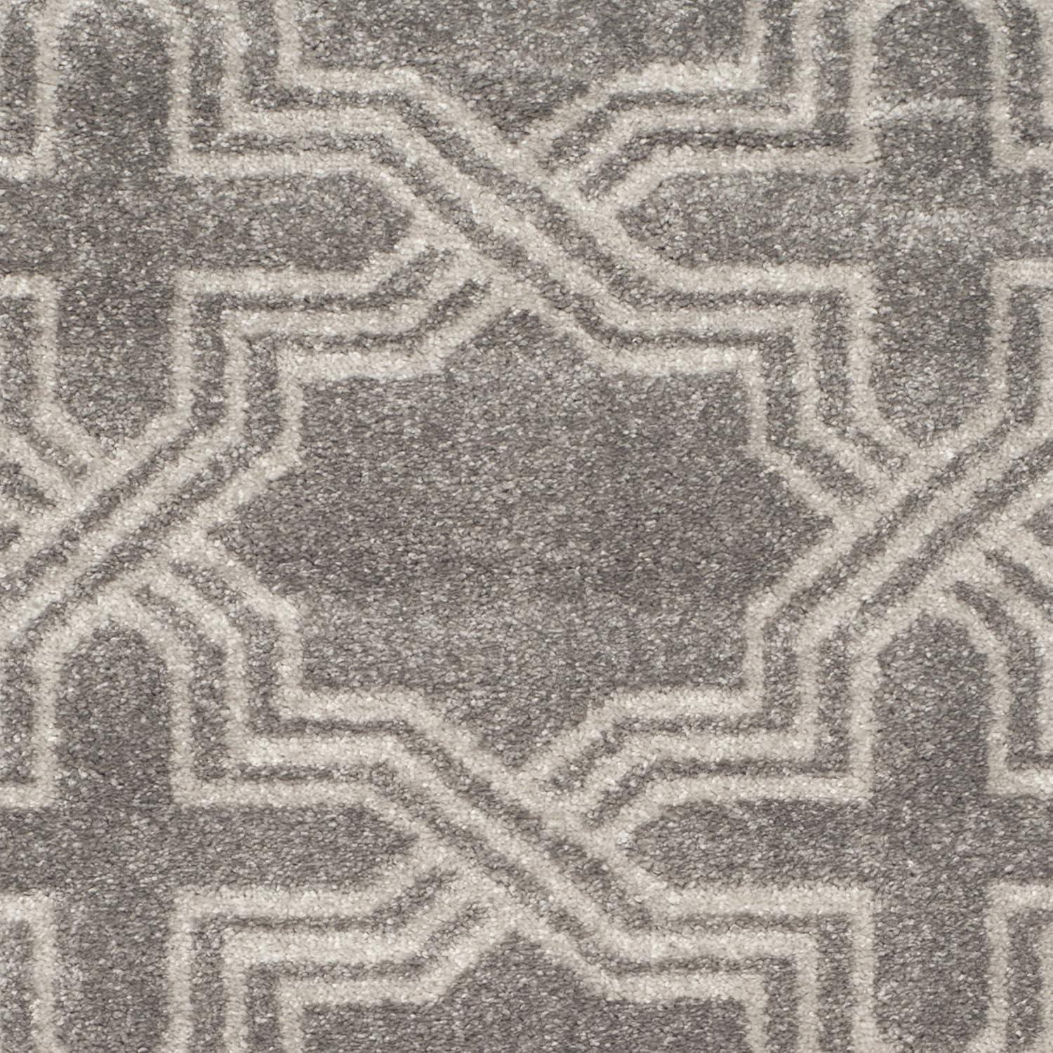 Amherst AMT413 Power Loomed Area Rug  - Safavieh