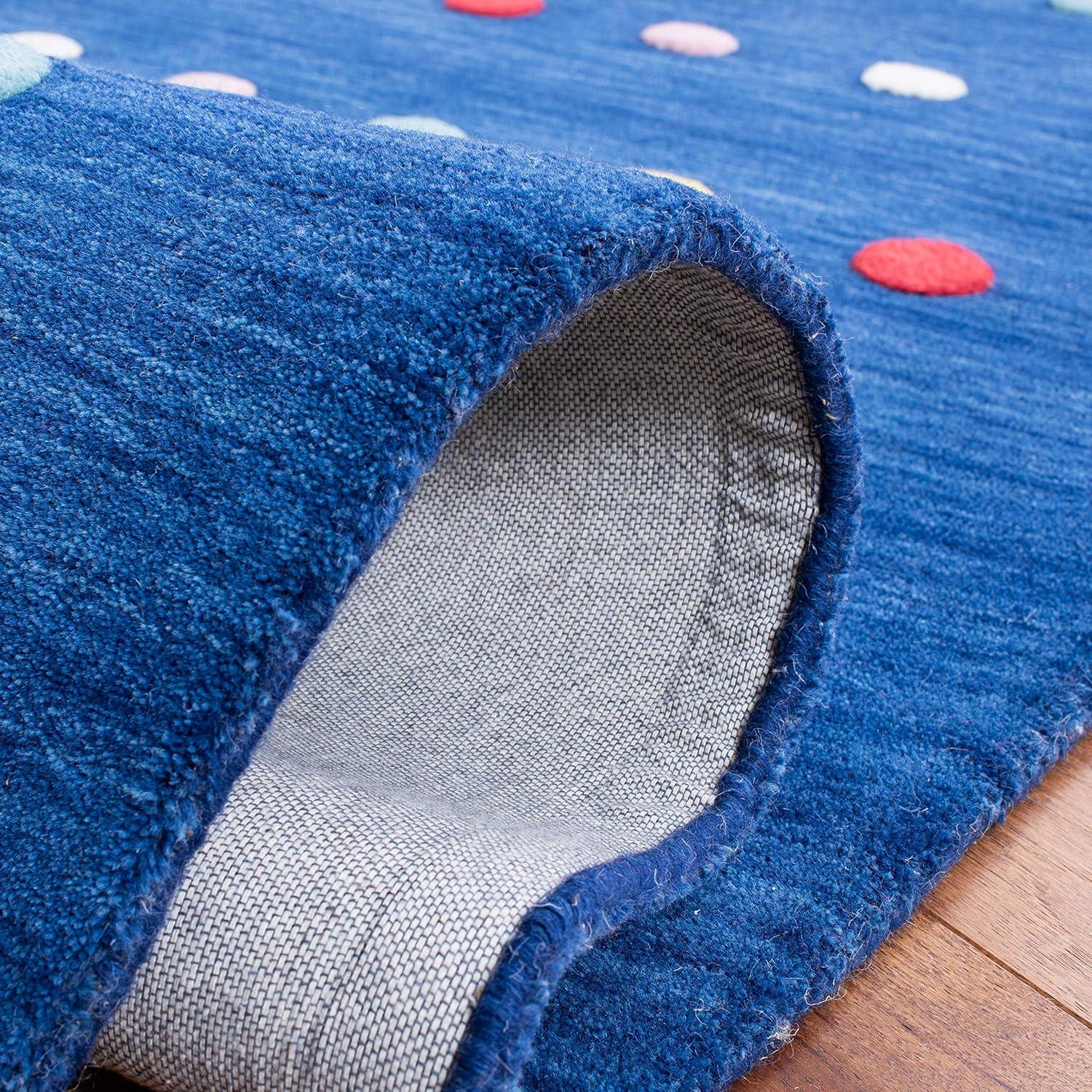 Safavieh Kids SFK804 Hand Loomed Indoor Accent Rug - Navy - 3'x5' - Safavieh