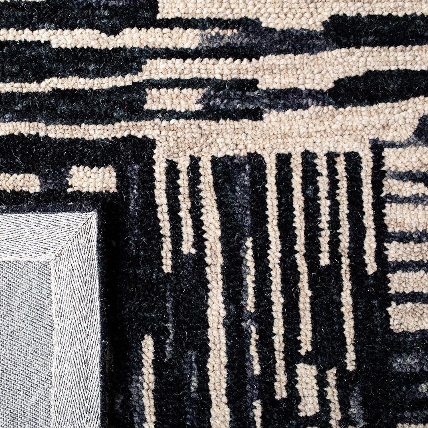 SAFAVIEH Rodeo Drive Alaois Abstract Area Rug, Black/Ivory, 4' x 6'