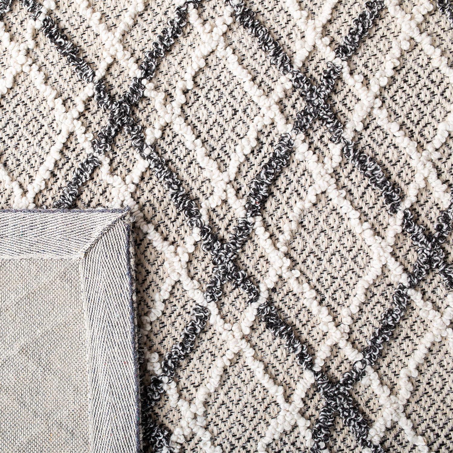 Trace TRC251 Hand Tufted Area Rug - Dark Grey/Light Grey - 4'x6' - Safavieh.
