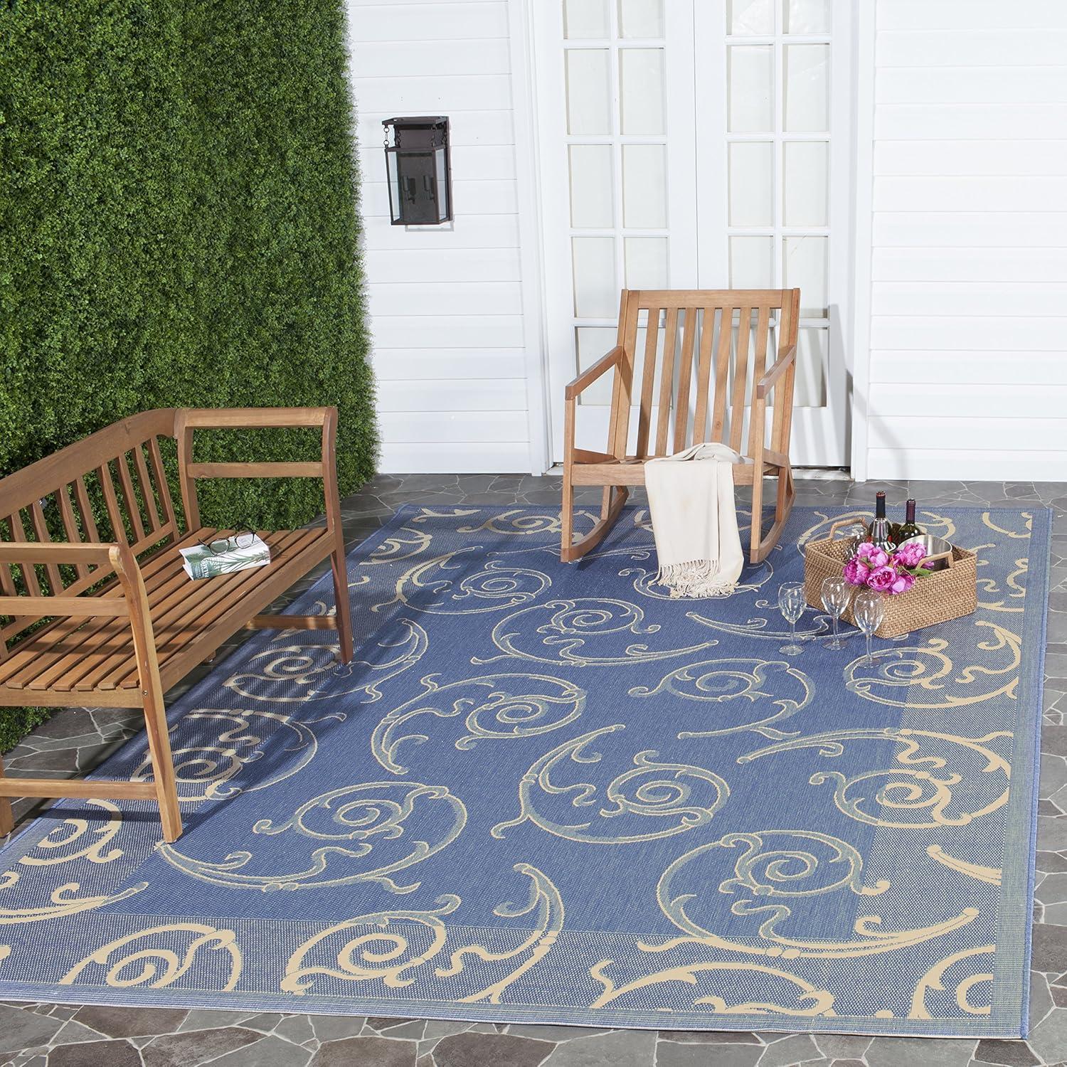 SAFAVIEH Courtyard Daniel Floral Indoor/Outdoor Area Rug, 7'10" x 7'10" Square, Blue/Natural