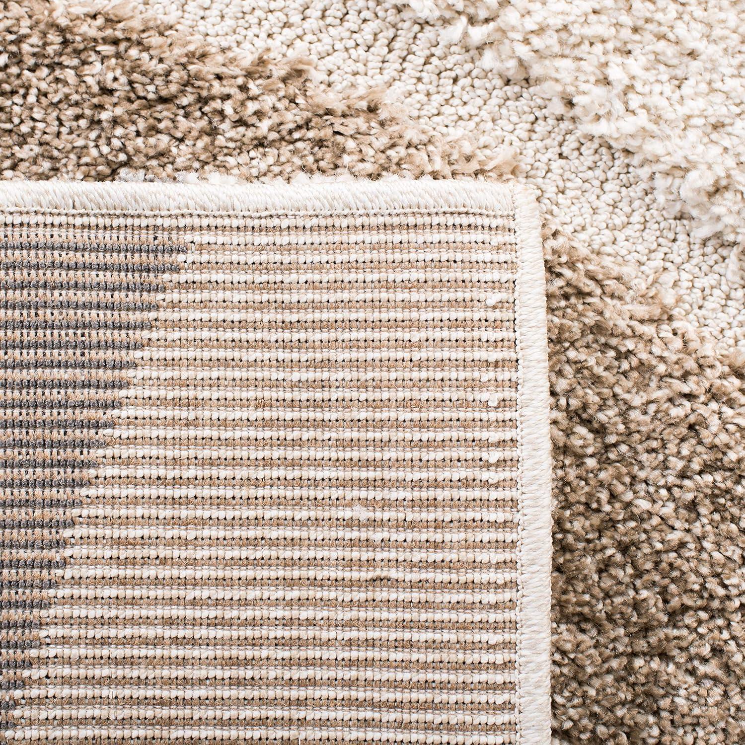 Florida Shag SG475 Power Loomed Indoor Runner Rug - Ivory/Grey - 2'3"x8' - Safavieh