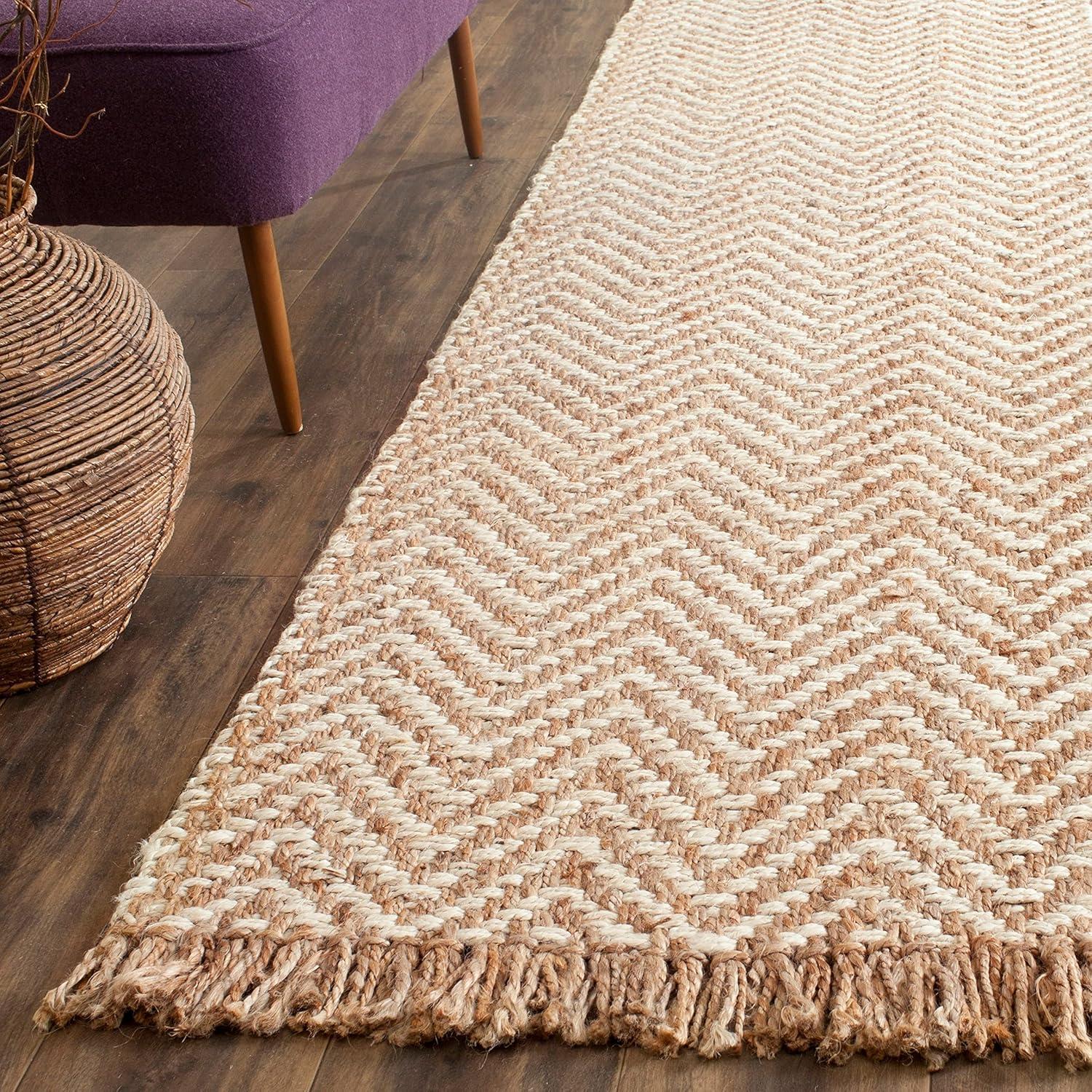 SAFAVIEH Natural Fiber Gillian Chevron Jute Area Rug, Bleach/Natural, 9' x 12'