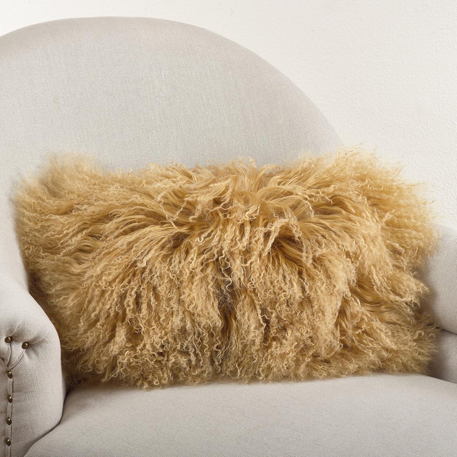 Iyana Wool Throw Pillow