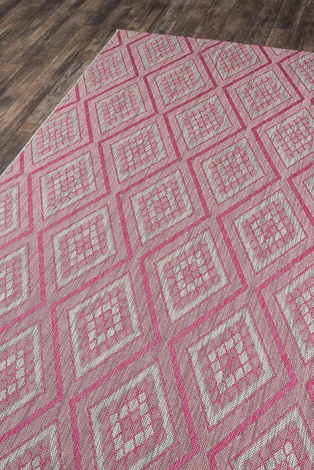 Madcap Cottage by Momeni Lake Palace Geometric Indoor / Outdoor Rug