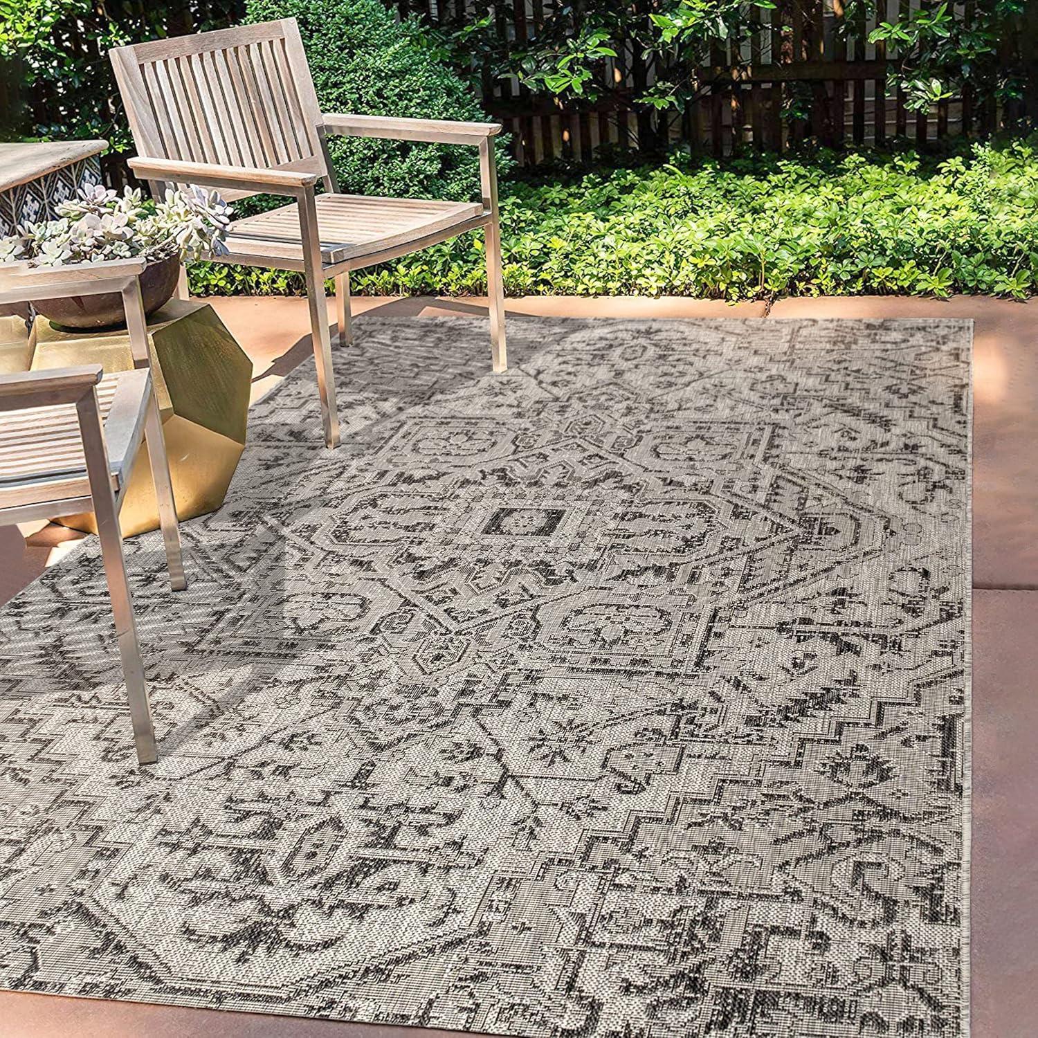 3'x5' Estrella Bohemian Medallion Textured Weave Indoor/Outdoor Area Rug, Black/Gray - JONATHAN Y
