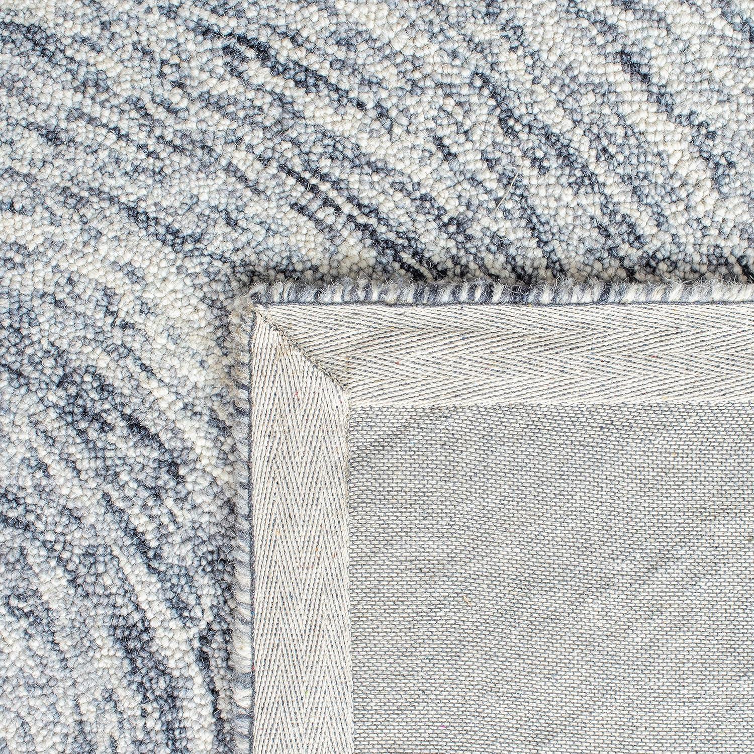 SAFAVIEH Ikat Collection Area Rug - 9' x 12', Silver & Grey, Handmade Wool, Ideal for High Traffic Areas in Living Room, Bedroom (IKT633G)