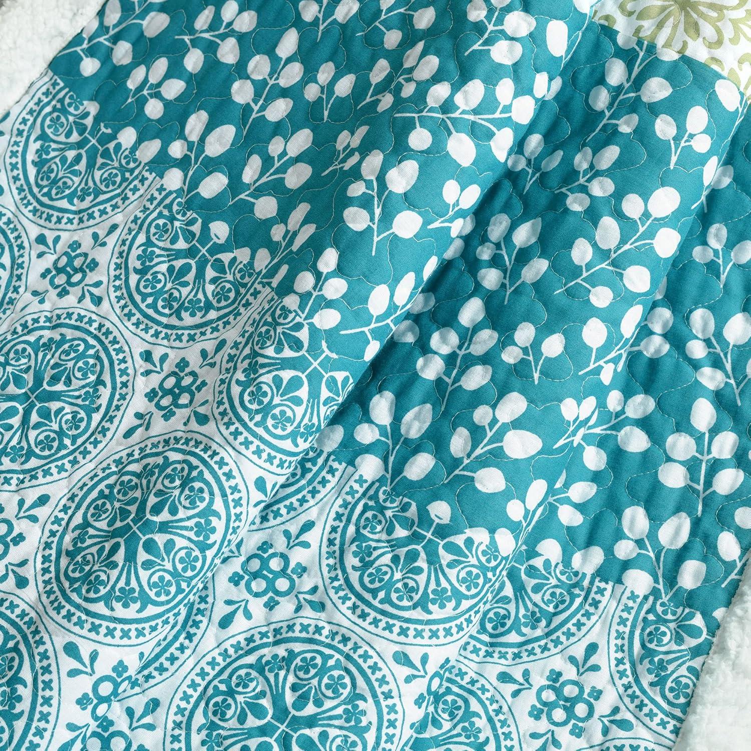 Lush Decor Gyeong Throw