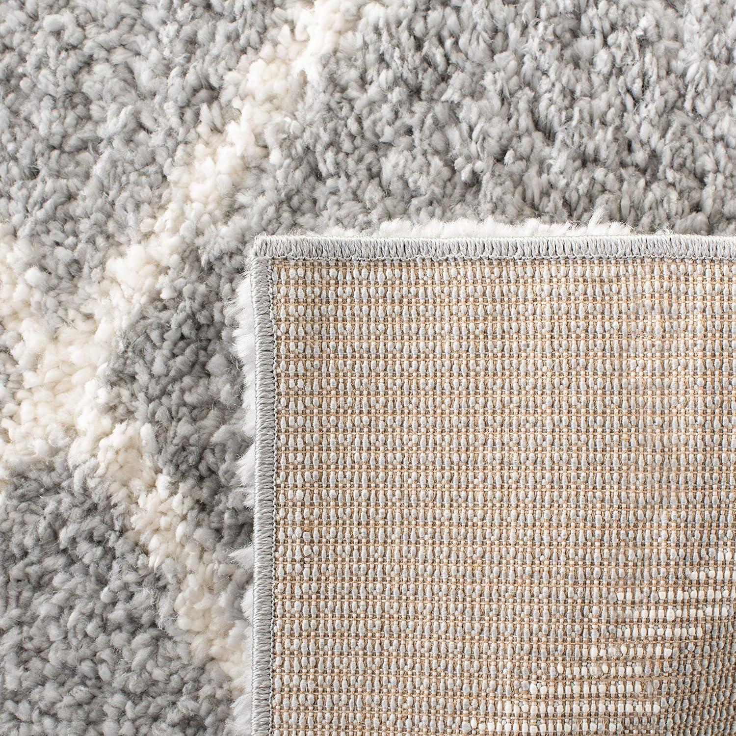 Parma Shag PMA515 Power Loomed Indoor Area Rug - 8'x10' - Grey/Cream - Safavieh