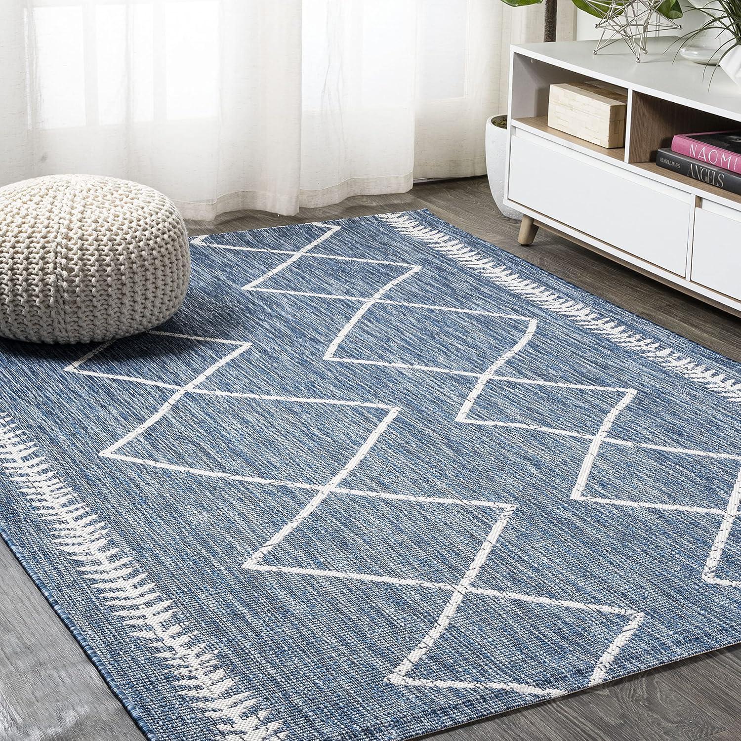 Derya Diamond Trellis Indoor/Outdoor Area Rug - JONATHAN Y