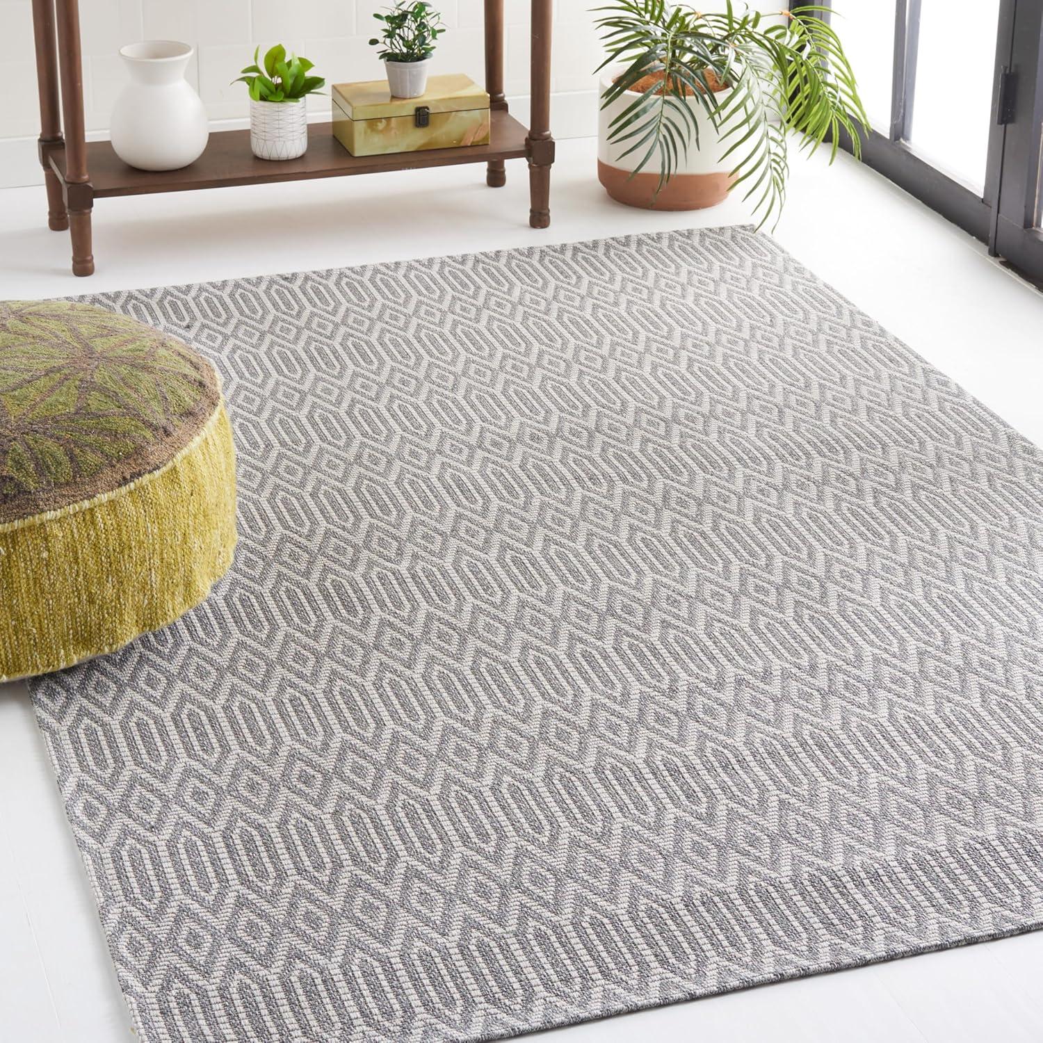 Martha Stewart MSR405 Power Loomed Area Rug  - Safavieh