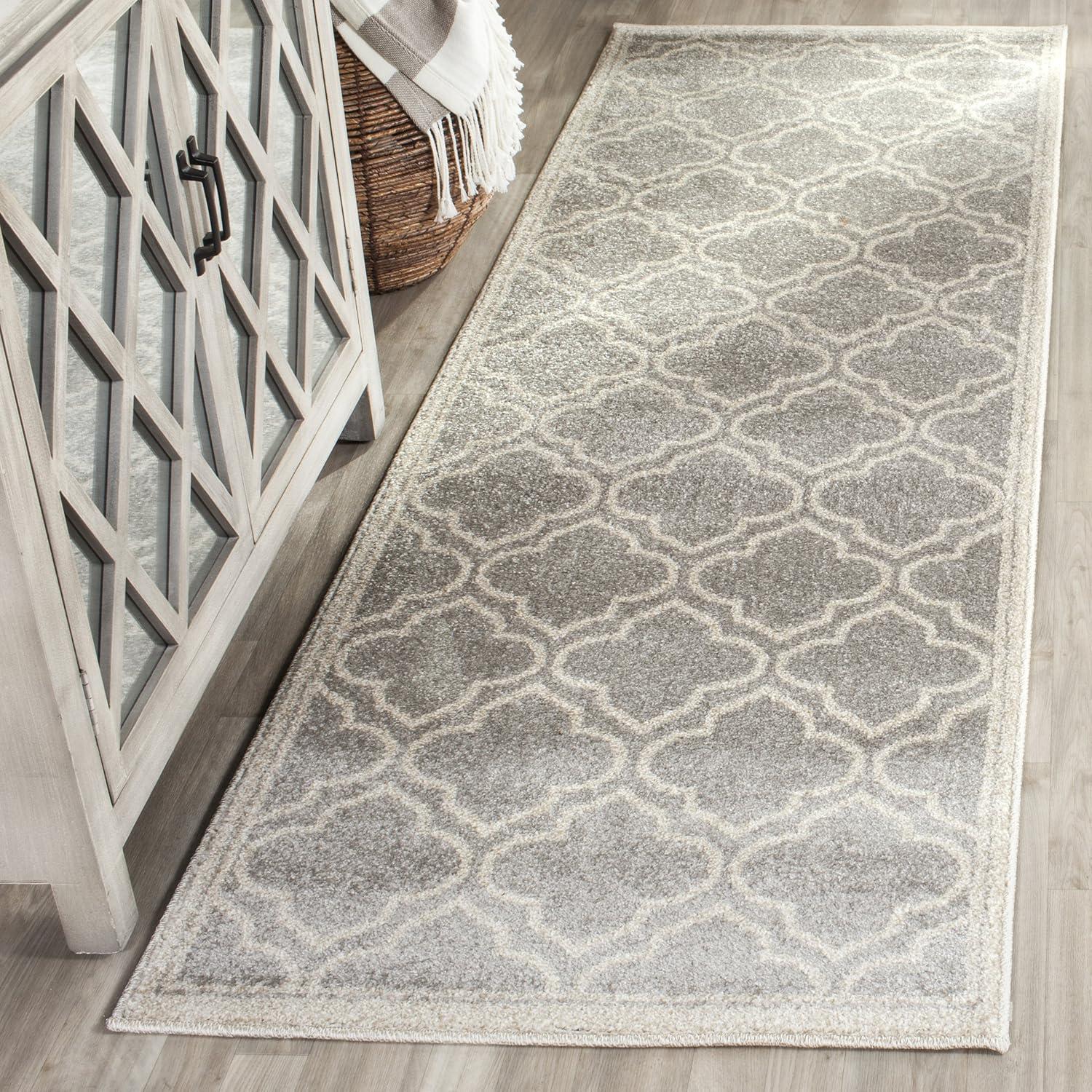 Amherst AMT412 Power Loomed Area Rug  - Safavieh