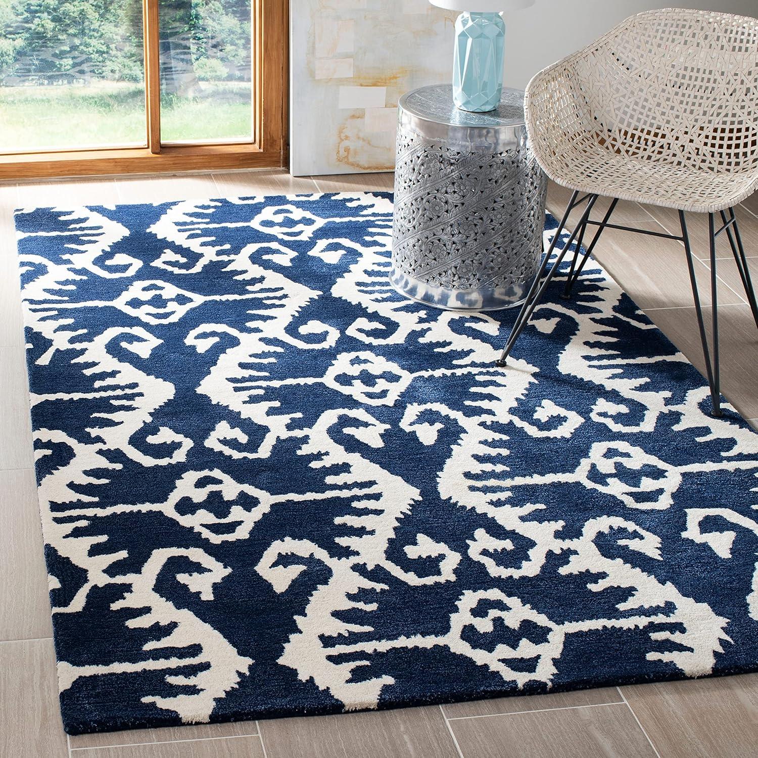 SAFAVIEH Wyndham Dzvonko Southwestern Wool Area Rug, Lavender/Ivory, 2' x 3'
