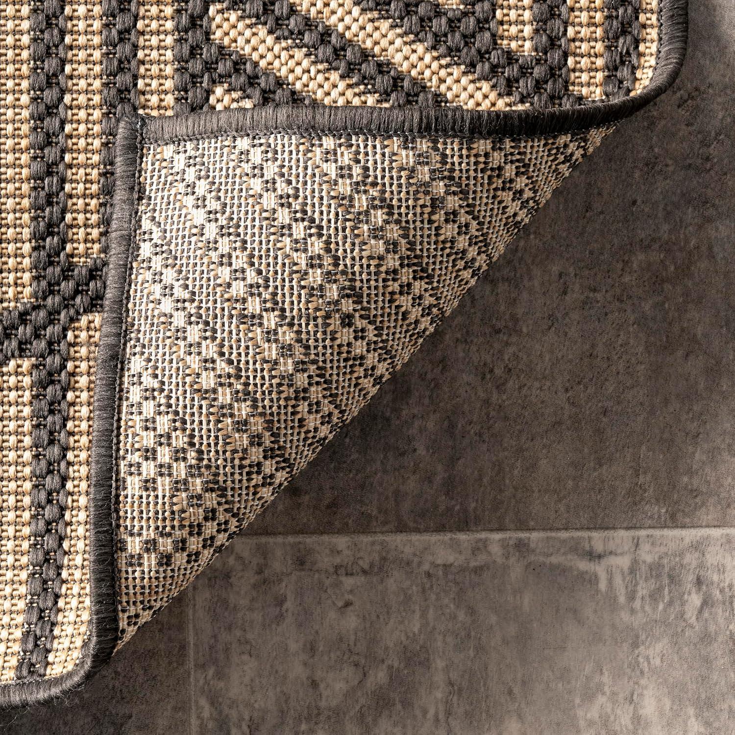 Nuloom Leona Geometric 5x8 Indoor/Outdoor Area Rug for Living Room Patio Deck Front Porch Kitchen, Charcoal/Ivory