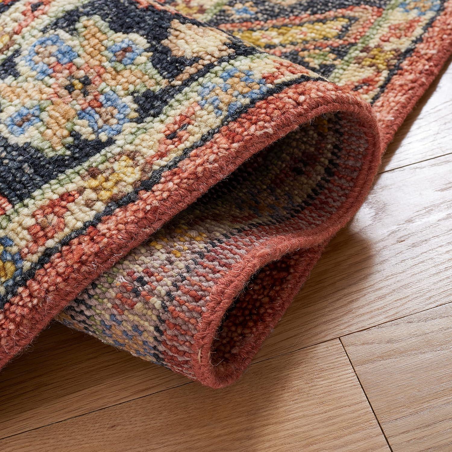 Safavieh Hand Knotted 70% Wool And 30% Cotton Oriental Rug