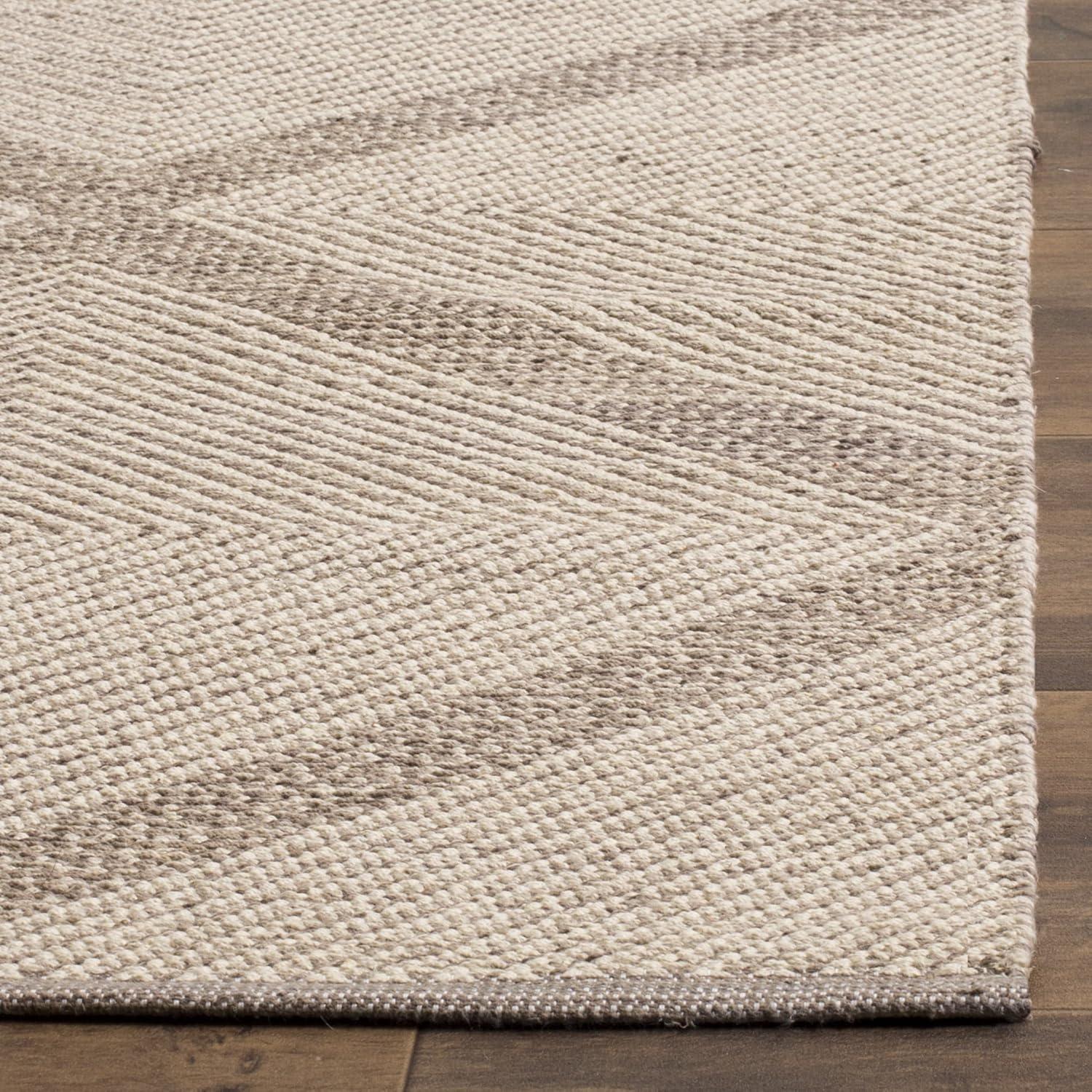 Montauk MTK821 Hand Woven Area Rug  - Safavieh