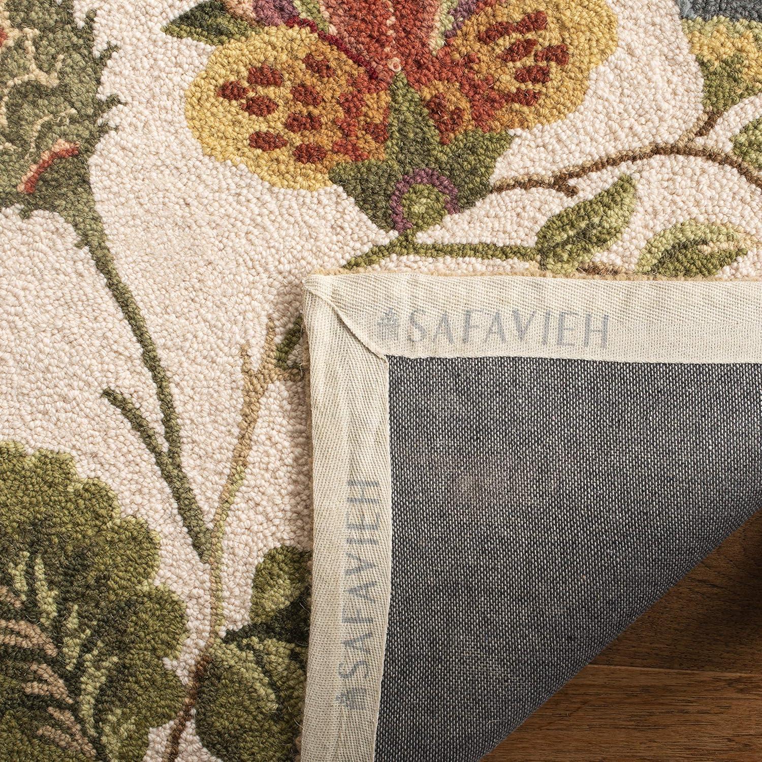 SAFAVIEH Chelsea Hayleigh Floral Wool Area Rug, Ivory, 2'6" x 4'