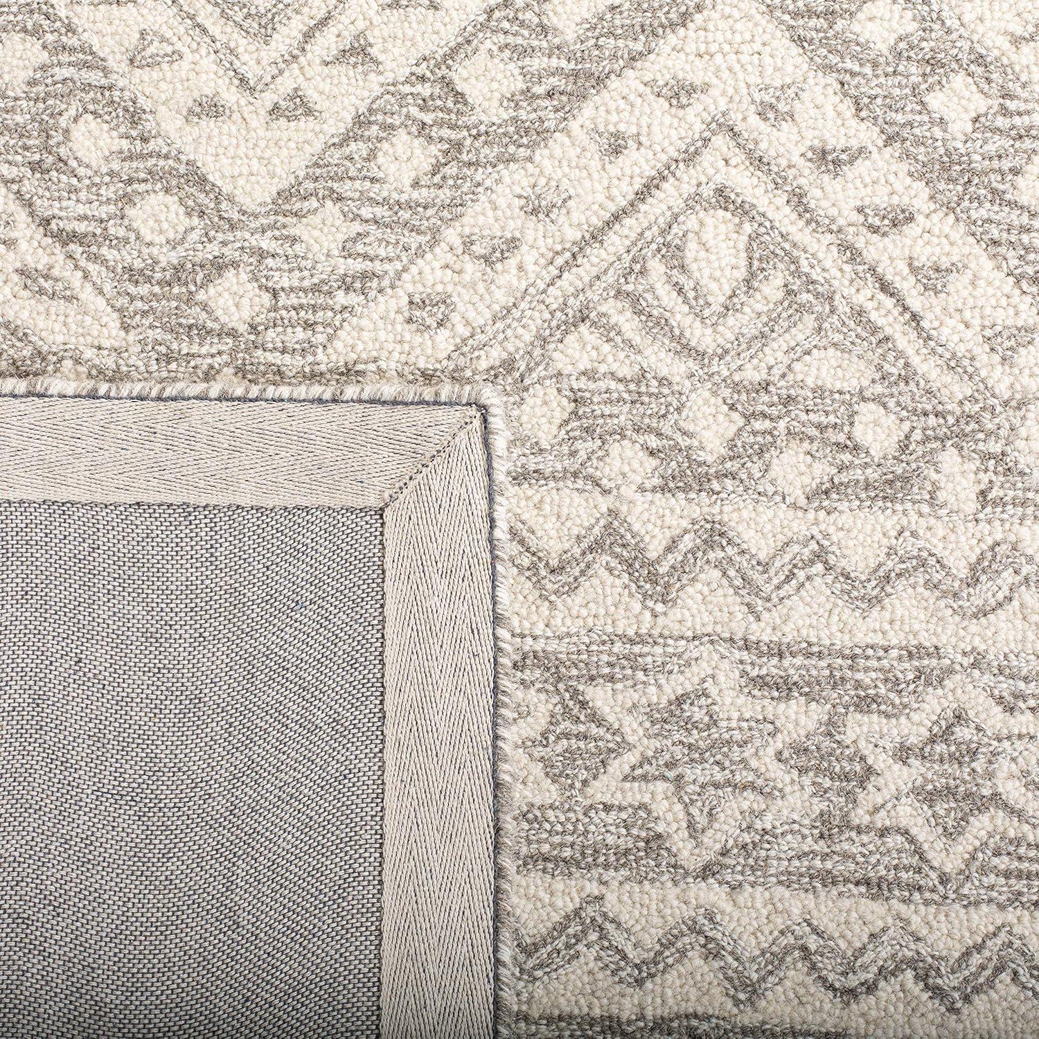 Micro-Loop MLP501 Hand Tufted Indoor Accent Rug - Dark Grey/Ivory - 3'x5' - Safavieh