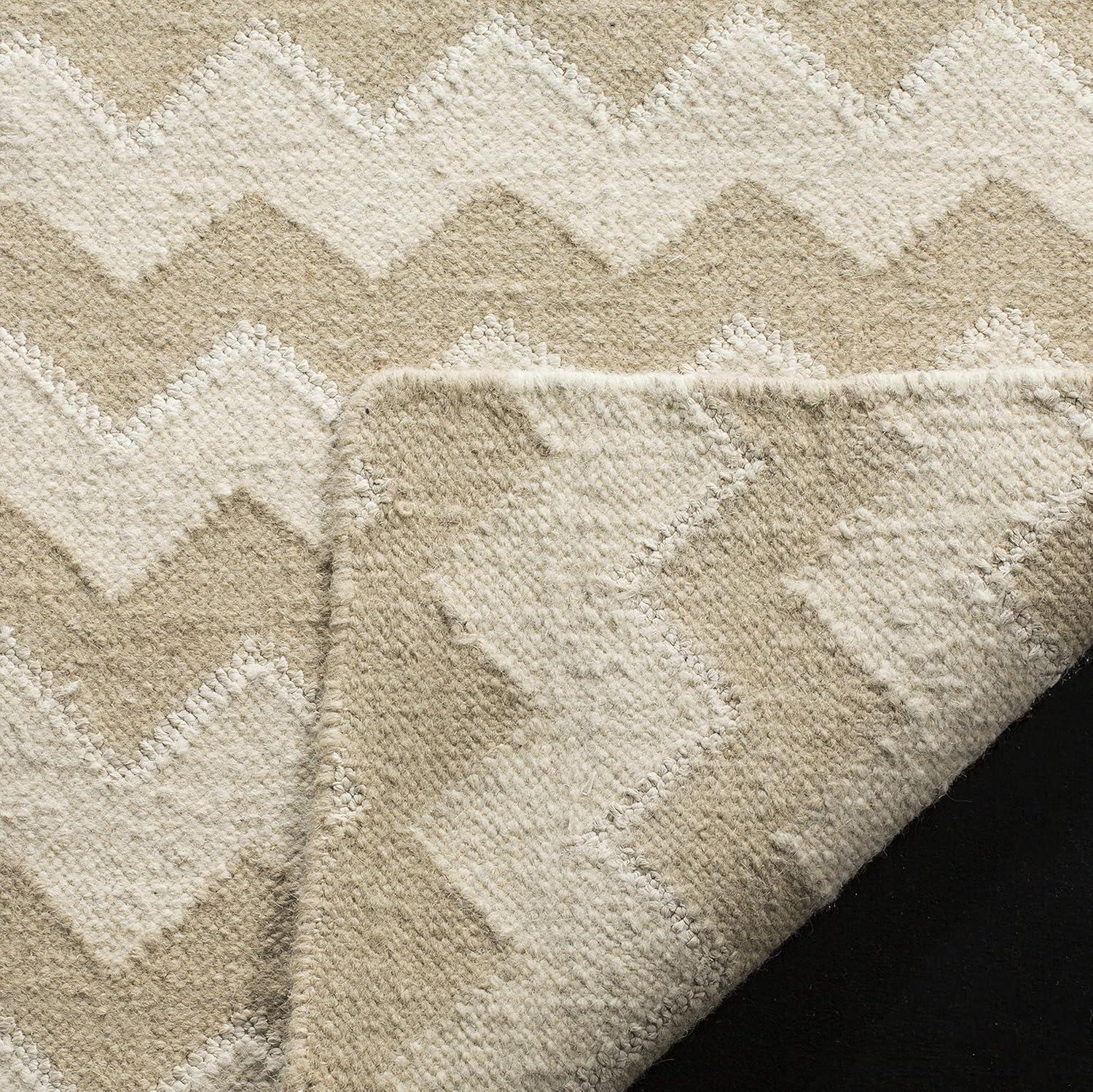 SAFAVIEH Dhurrie Karissa Chevron Zigzag Wool Area Rug, Beige/Ivory, 6' x 6' Square