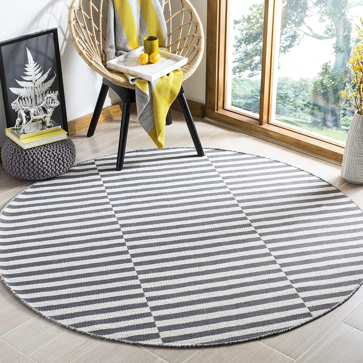 Montauk MTK712 Hand Woven Indoor Area Rug - Grey/Ivory - 6' Round - Safavieh