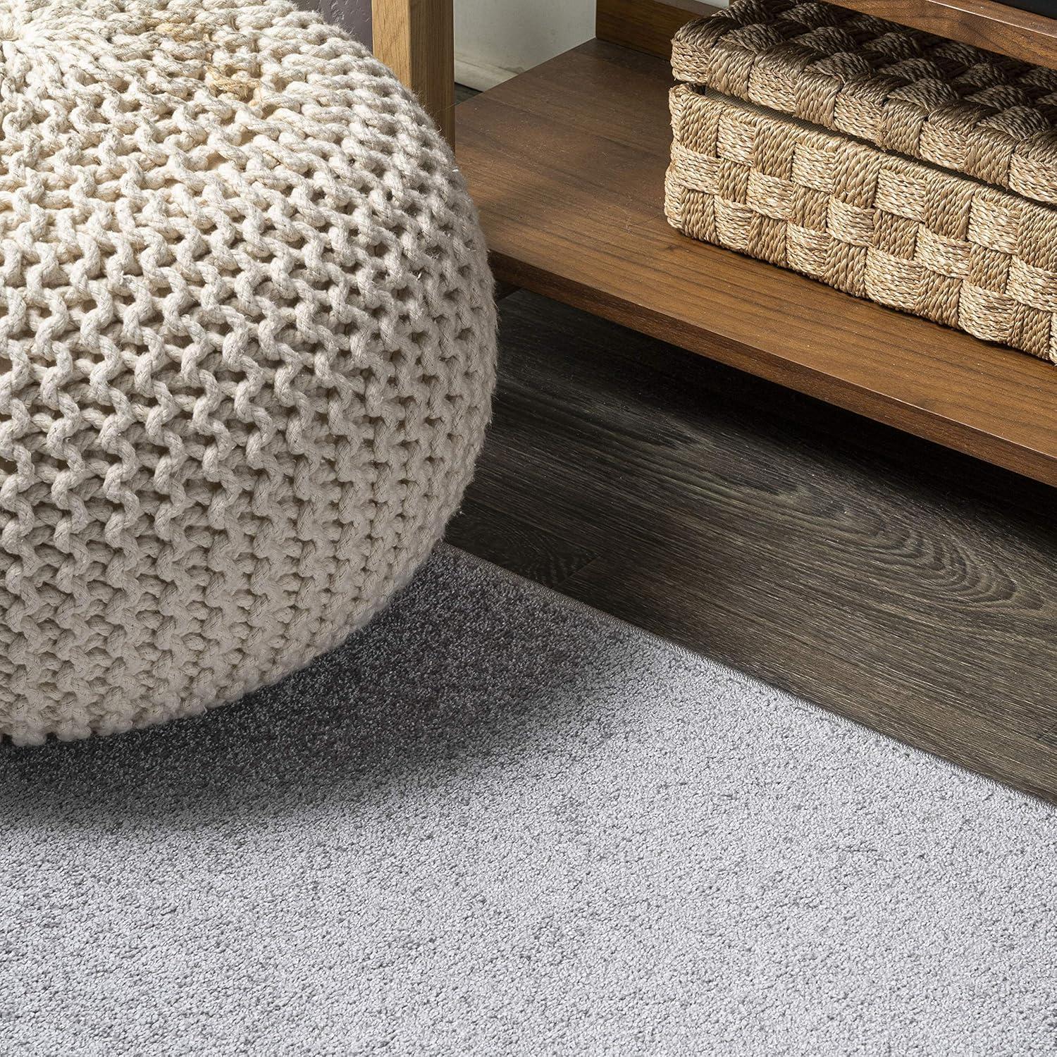 JONATHAN Y Haze Solid Low-Pile Indoor Area Rug