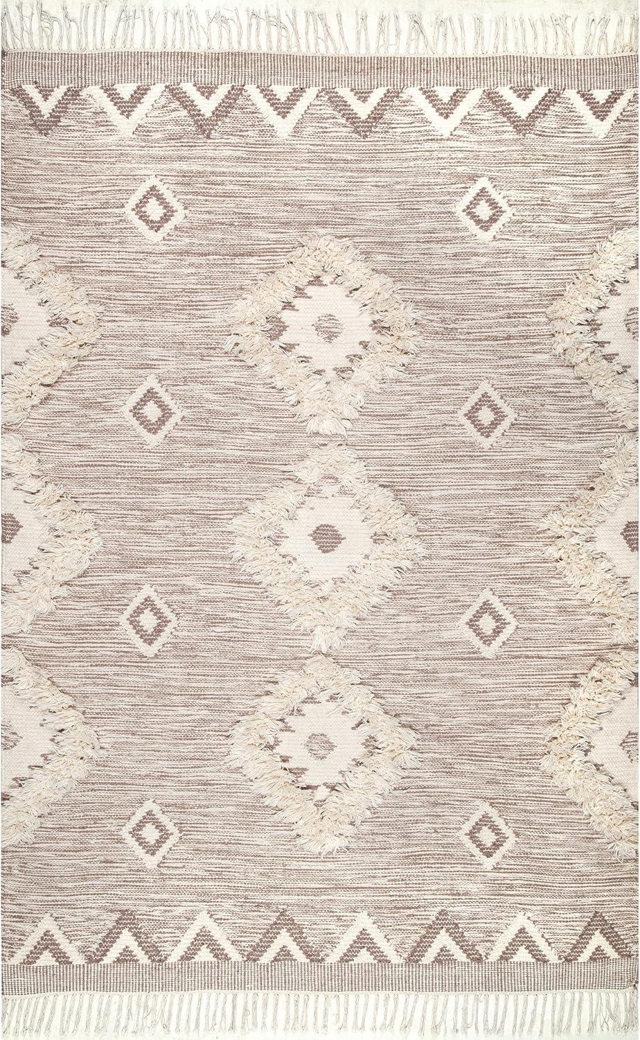 Nuloom Savannah Moroccan Tasseled Wool Indoor Area Rug