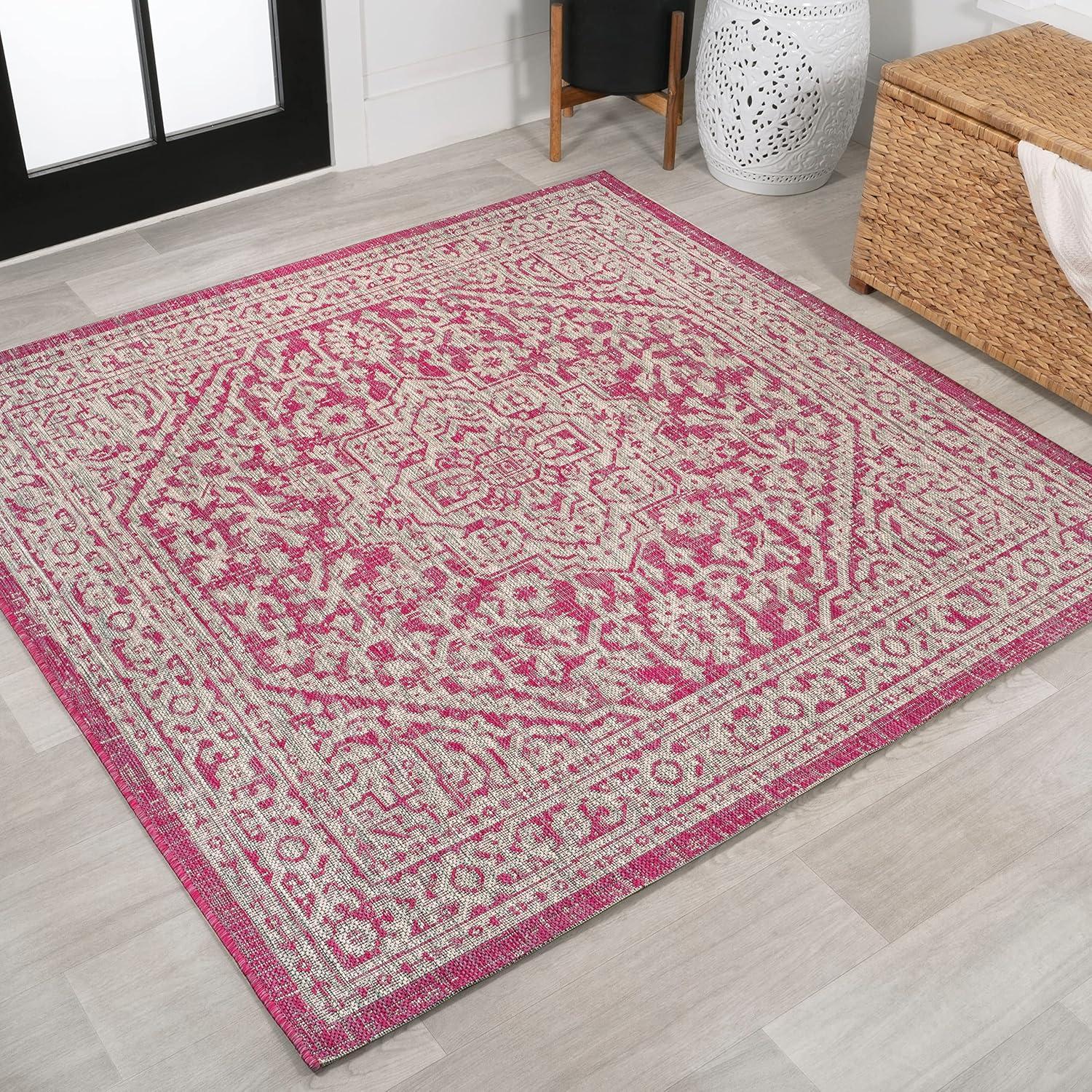 Sinjuri Medallion Textured Weave Indoor/Outdoor Area Rug - JONATHAN Y