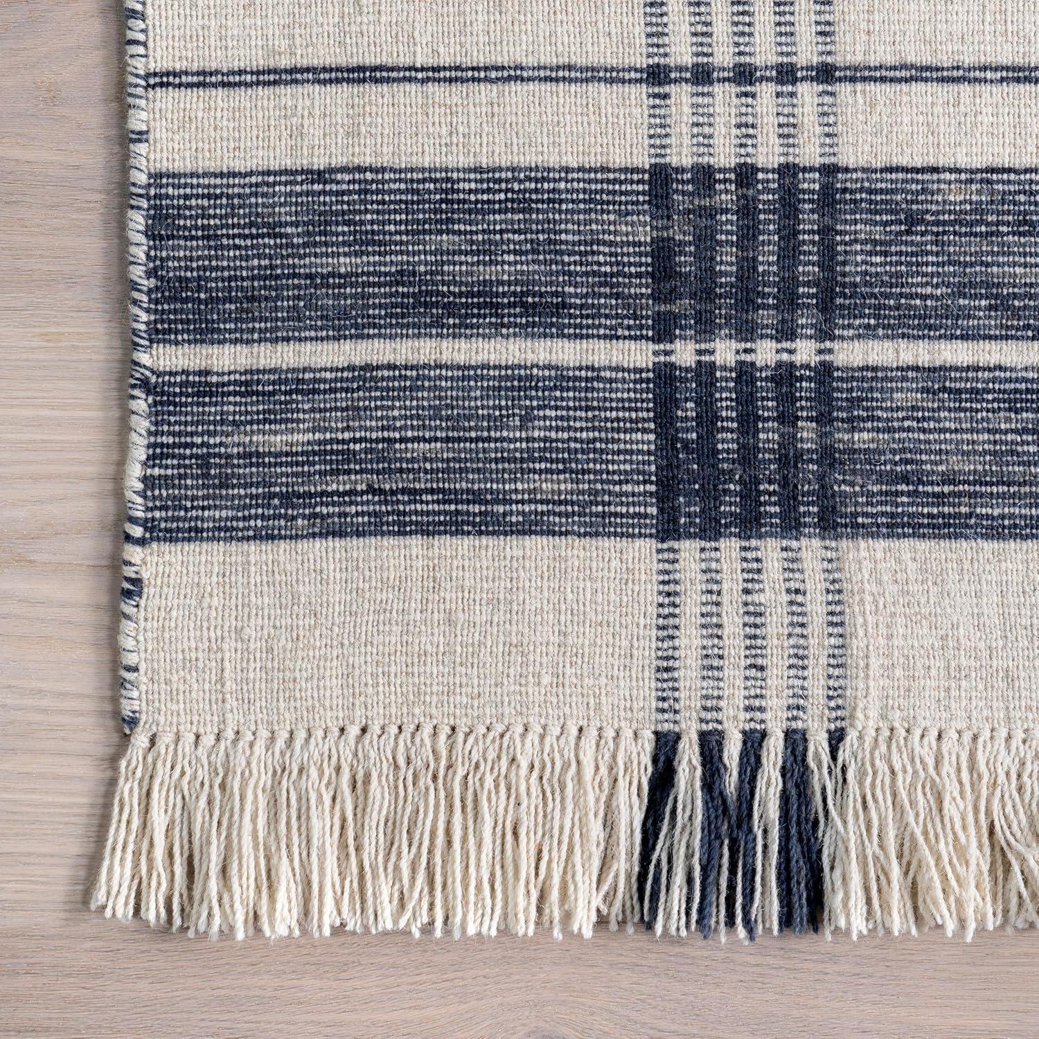 Nuloom Celena Striped Wool Fringe Indoor Area Rug