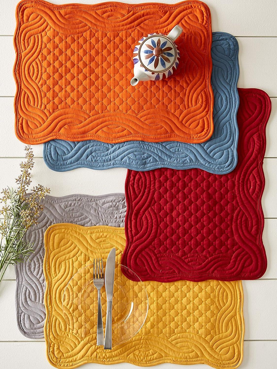 Honey Gold Quilted Farmhouse Placemat (Set of 6)