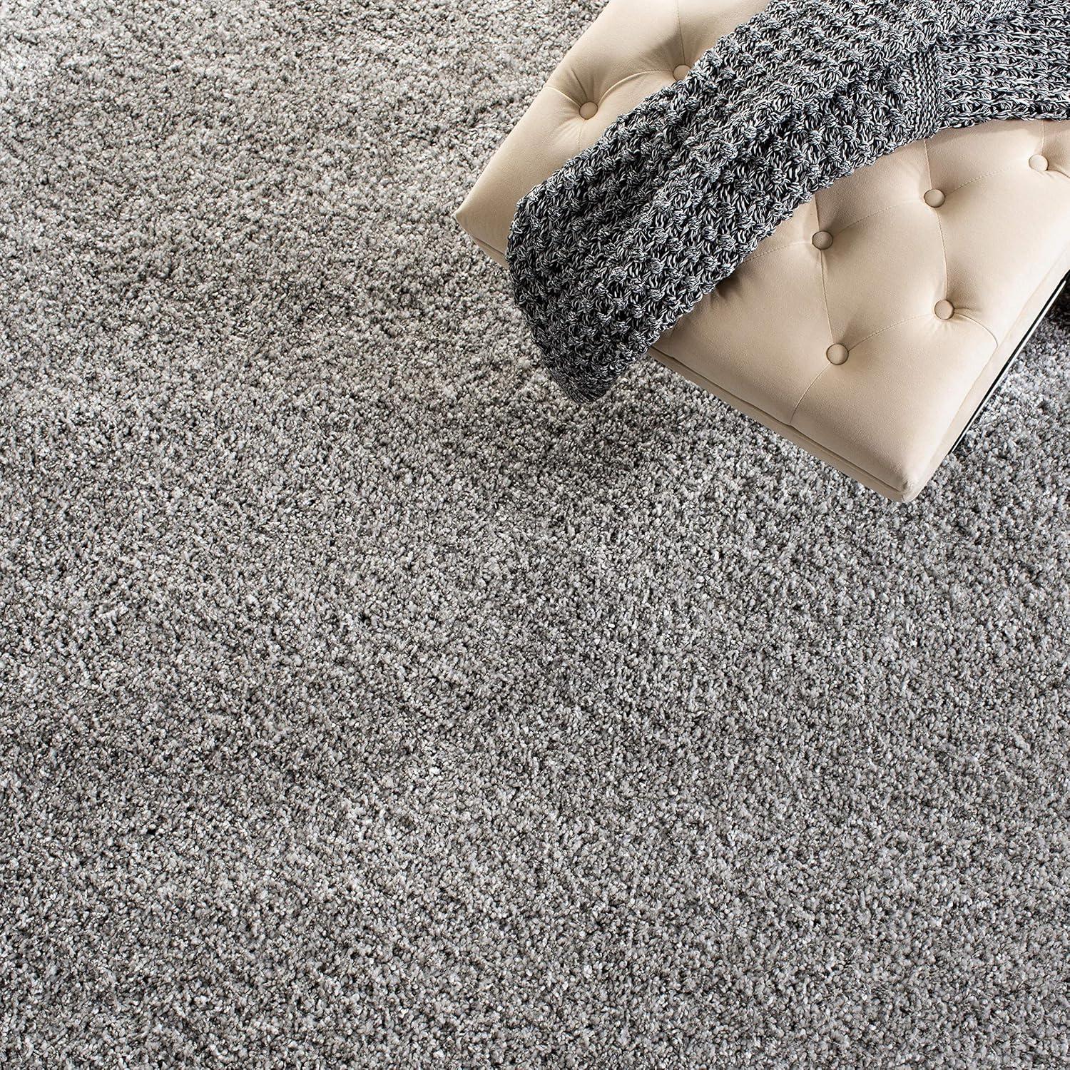 Shag SG151 Power Loomed Indoor Area Rug - Silver - 4'x4' - Safavieh.