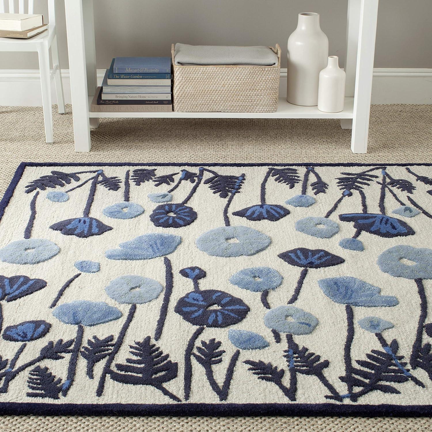 Blue Floral Handmade Wool and Viscose 4' x 6' Tufted Rug