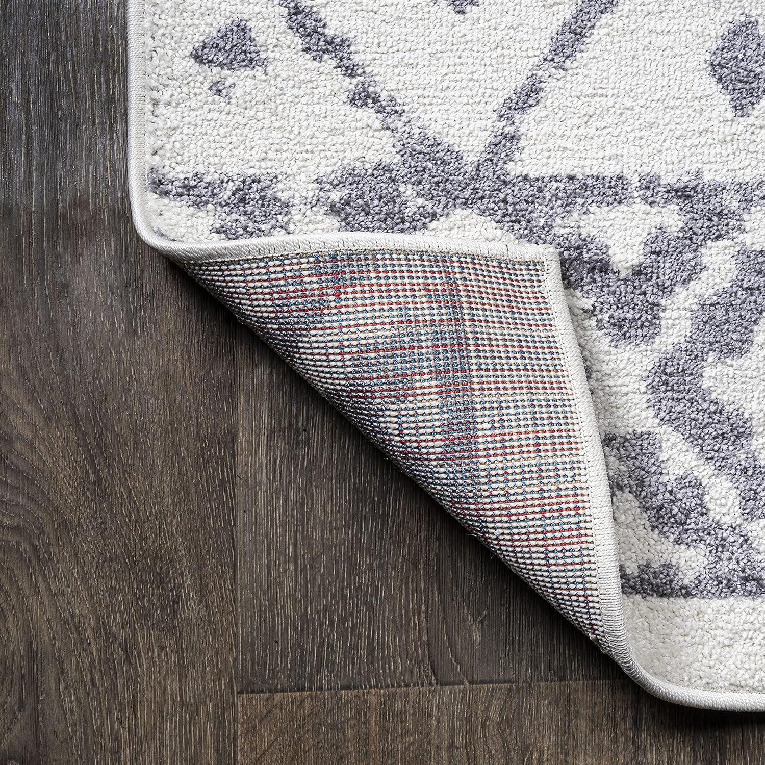 8'x 10' Juba Moroccan Geometric Diamond Area Rug, Ivory/Gray - JONATHAN Y