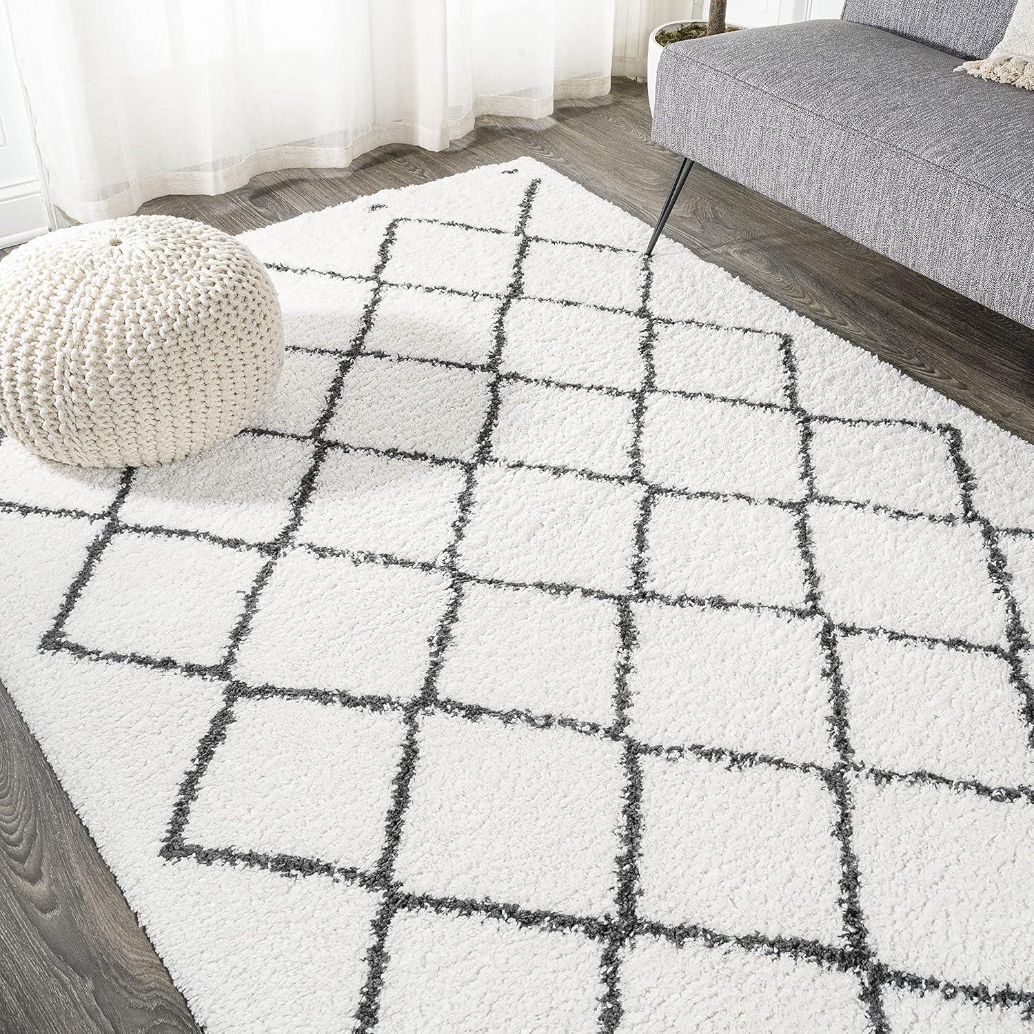 Cami Moroccan Style Diamond Shag Area Rug  - JONATHAN Y