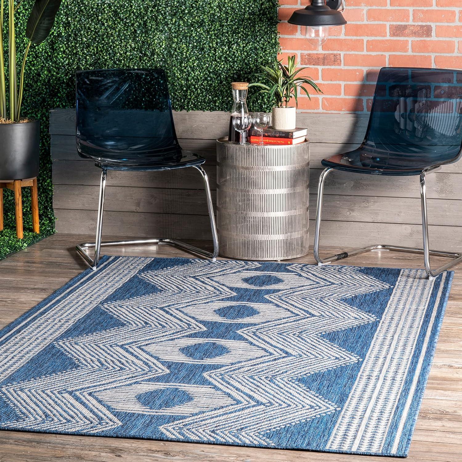 Modern Blue Geometric 7x9 Indoor/Outdoor Synthetic Area Rug