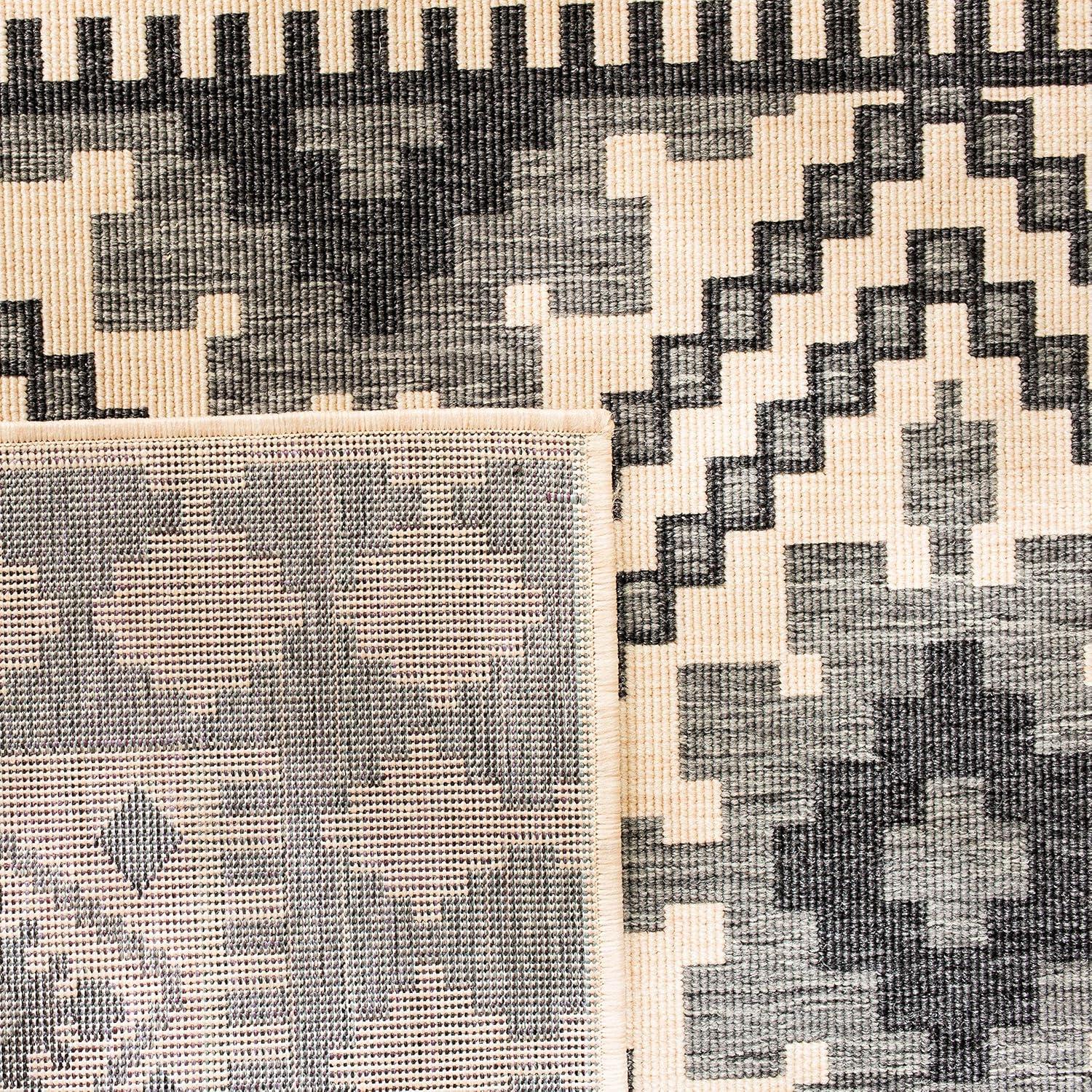 Ivory and Slate Southwestern Synthetic Indoor/Outdoor Area Rug