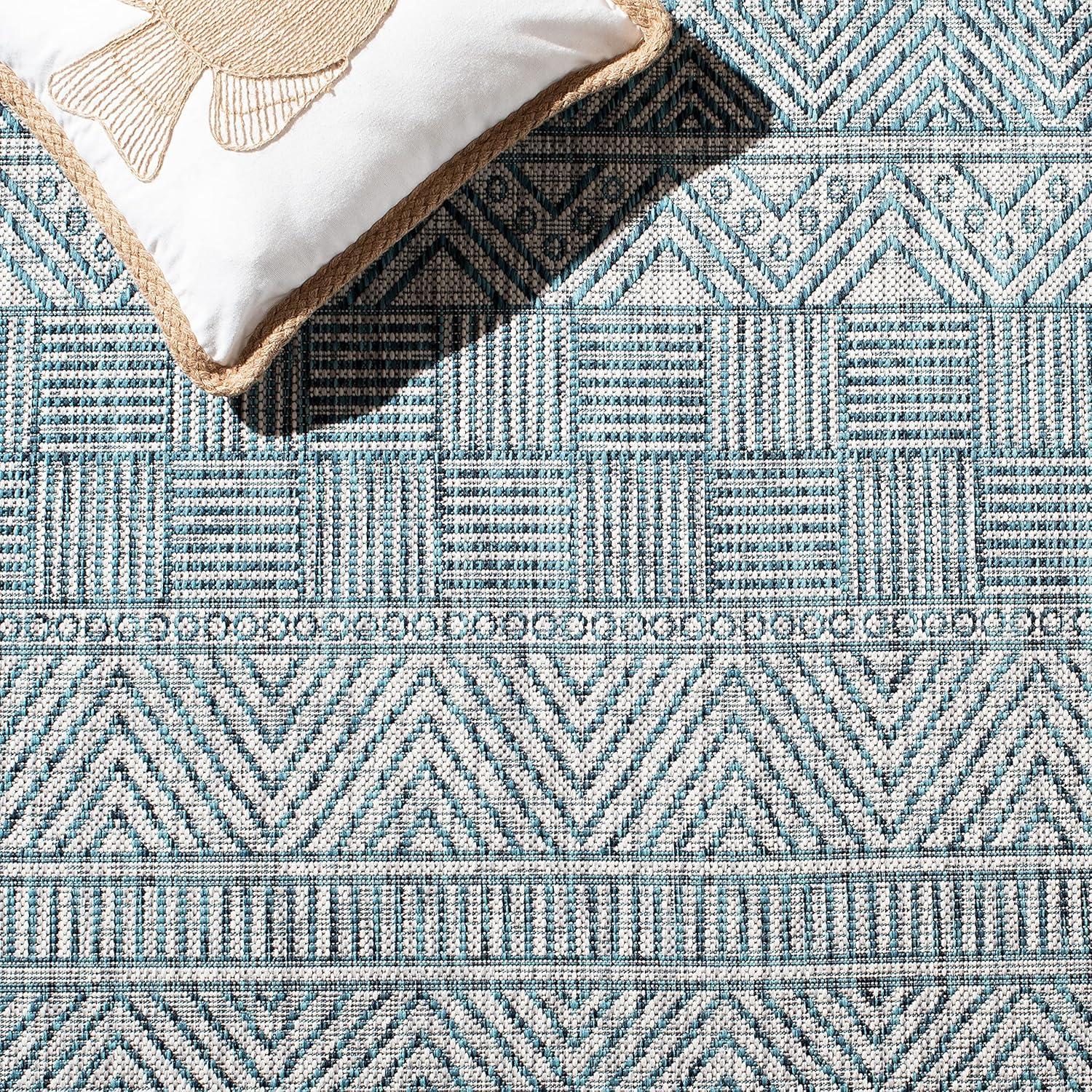 Grey and Teal 9' x 12' Synthetic Geometric Area Rug