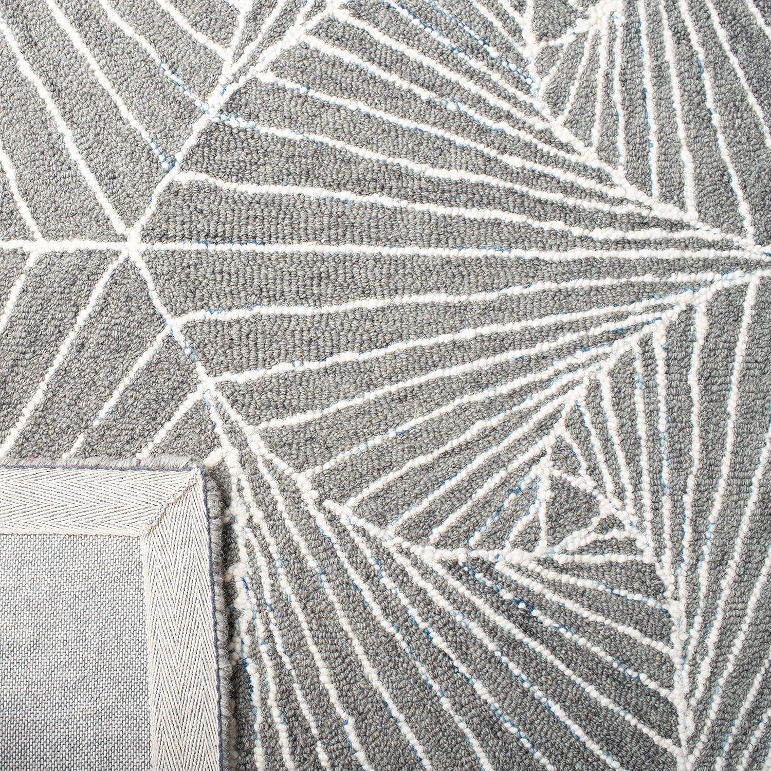 Micro-Loop MLP174 Hand Tufted Area Rug - Grey/Ivory - 3'x5' - Safavieh.