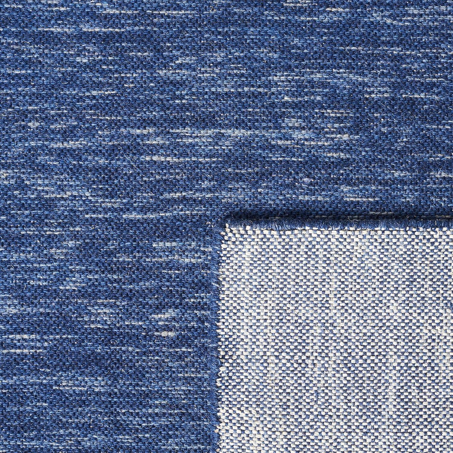 Kilim KLM125 Hand Woven Runner Rug - Navy/Blue - 2'3"x9' - Safavieh