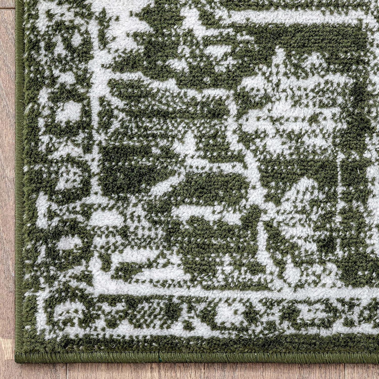 Well Woven Dazzle DISA Vintage Medallion Green Soft 3'11" x 5'3" Area Rug