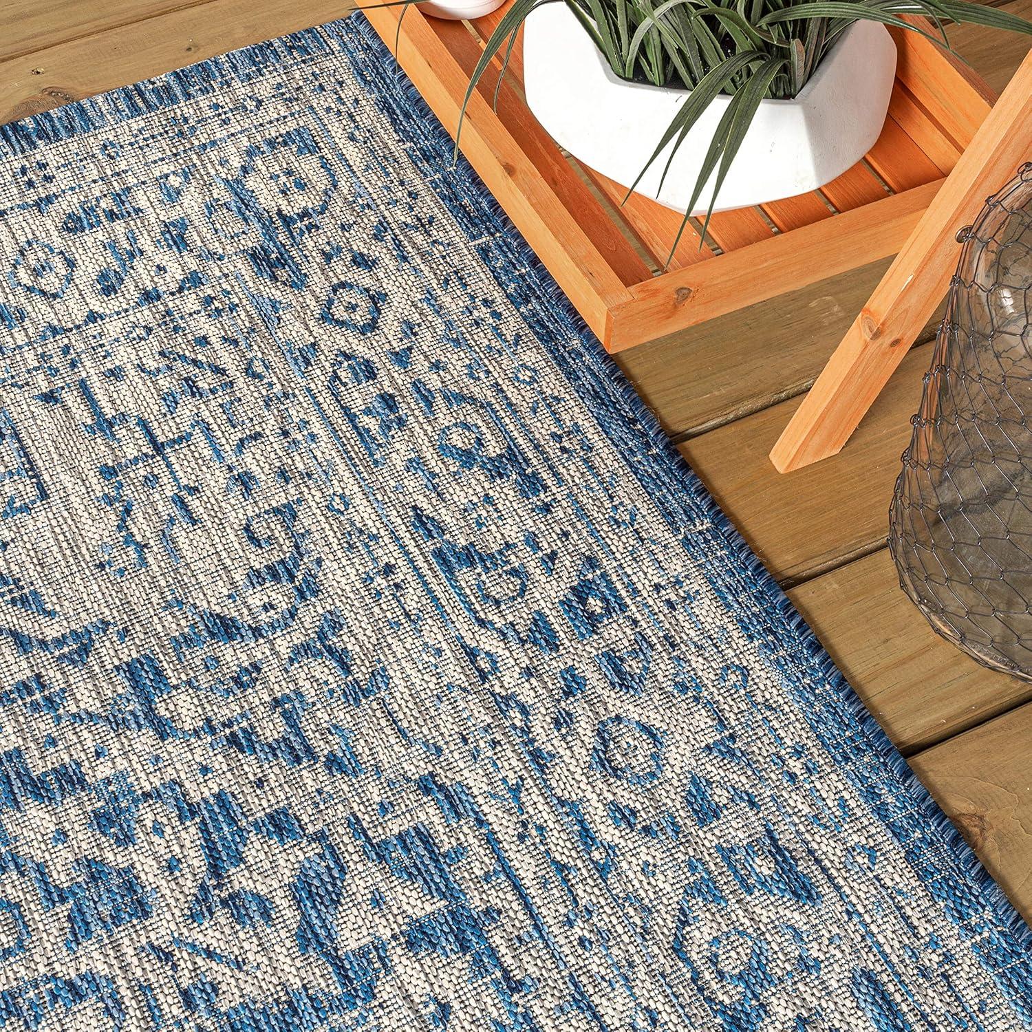 3'x5' Sinjuri Medallion Textured Weave Indoor/Outdoor Area Rug, Navy/Gray - JONATHAN Y