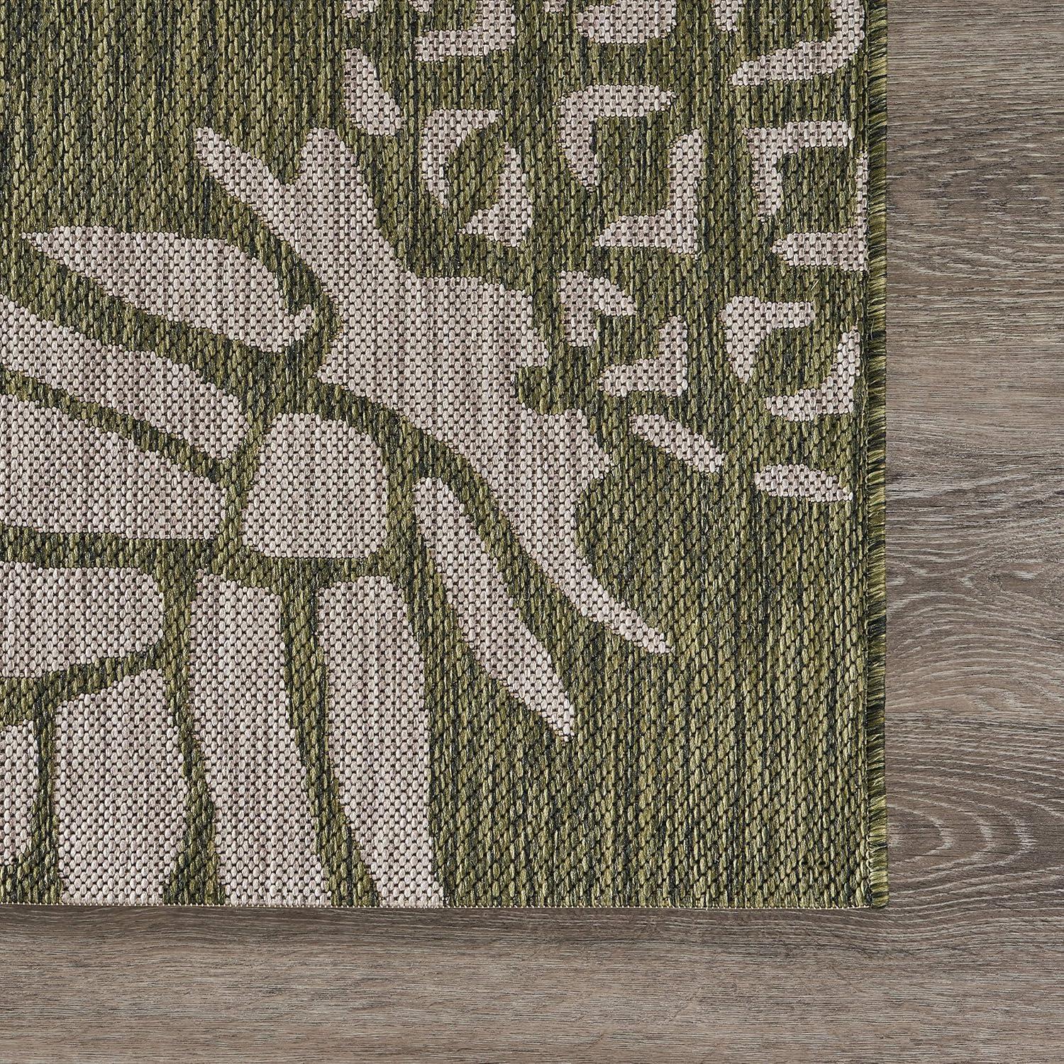 5â€™ x 7â€™ Green Pineapple Indoor Outdoor Area Rug