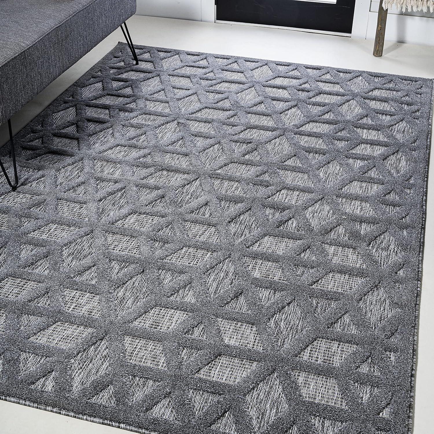 Talaia Neutral Geometric Indoor/Outdoor Area Rug - JONATHAN Y