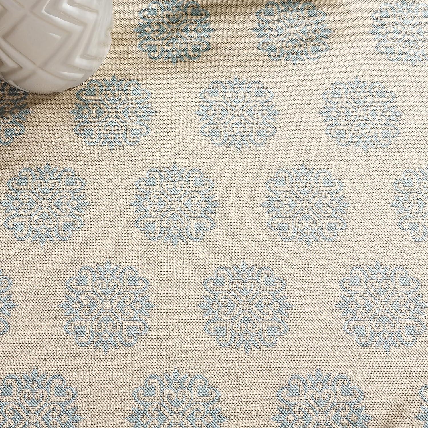 SAFAVIEH Beach House Callahan Geometric Indoor/Outdoor Area Rug Blue/Cream, 7'10" x 10'