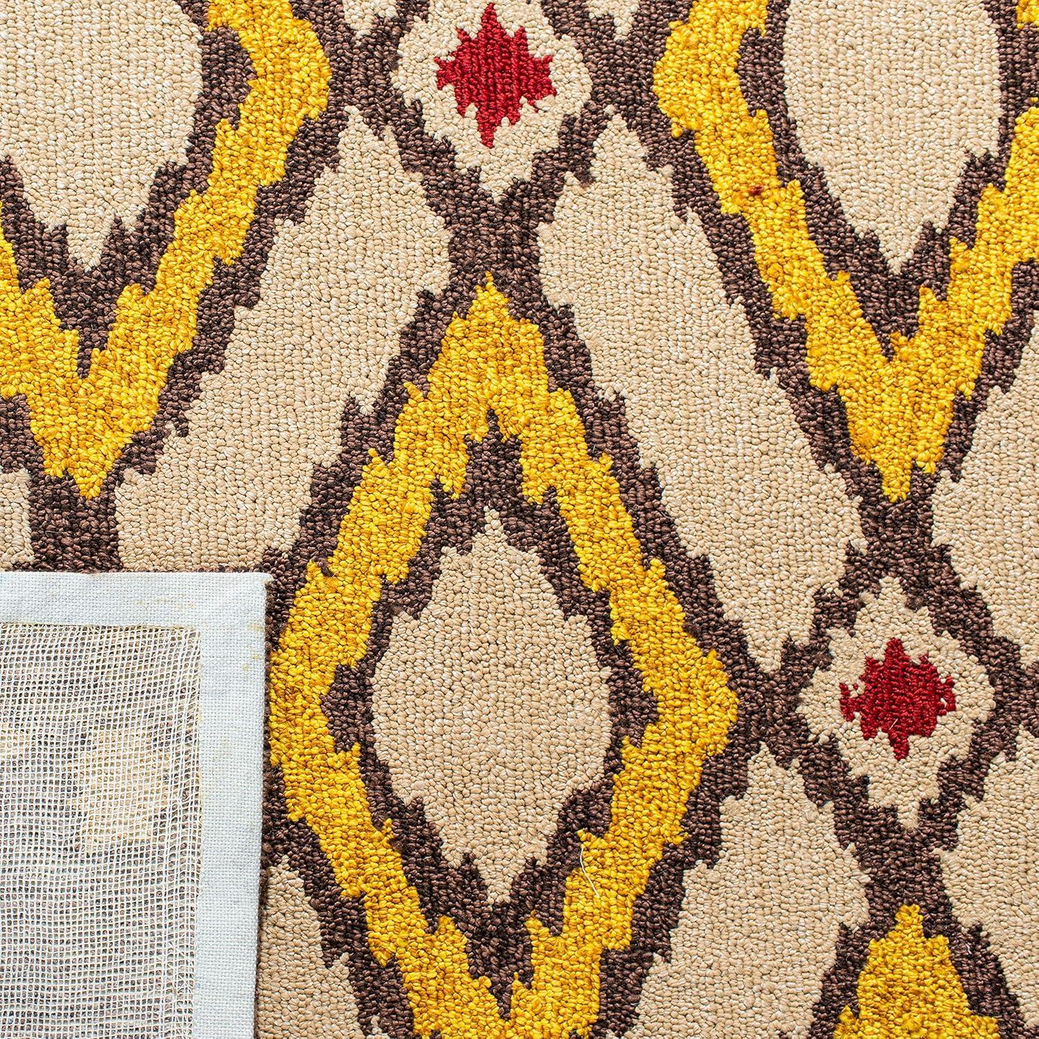 SAFAVIEH Four Seasons Isidora Bordered Area Rug, Beige/Yellow, 2'6" x 4'