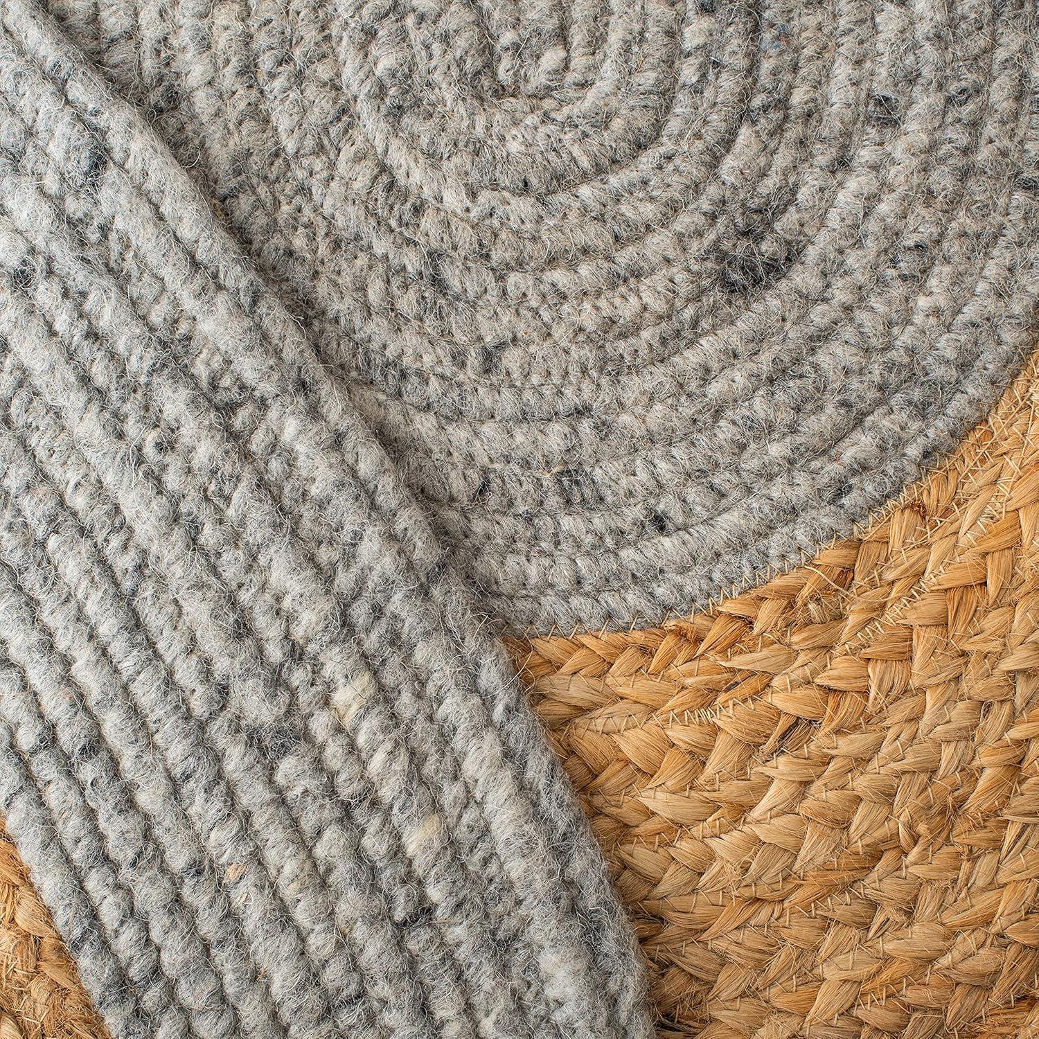 Braided BRD910 Hand Woven Indoor Accent Rug - Grey/Natural - 3' Round - Safavieh