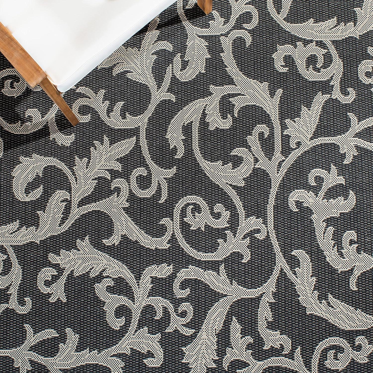 Courtyard CY2653 Power Loomed Indoor and Outdoor Area Rug - Black/Sand - 7'10"x7'10" - Safavieh